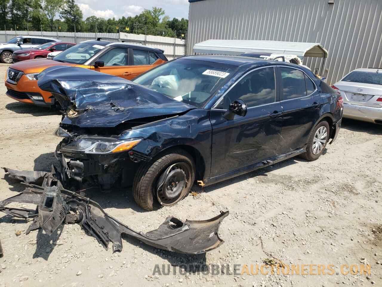 4T1B11HK2KU832240 TOYOTA CAMRY 2019