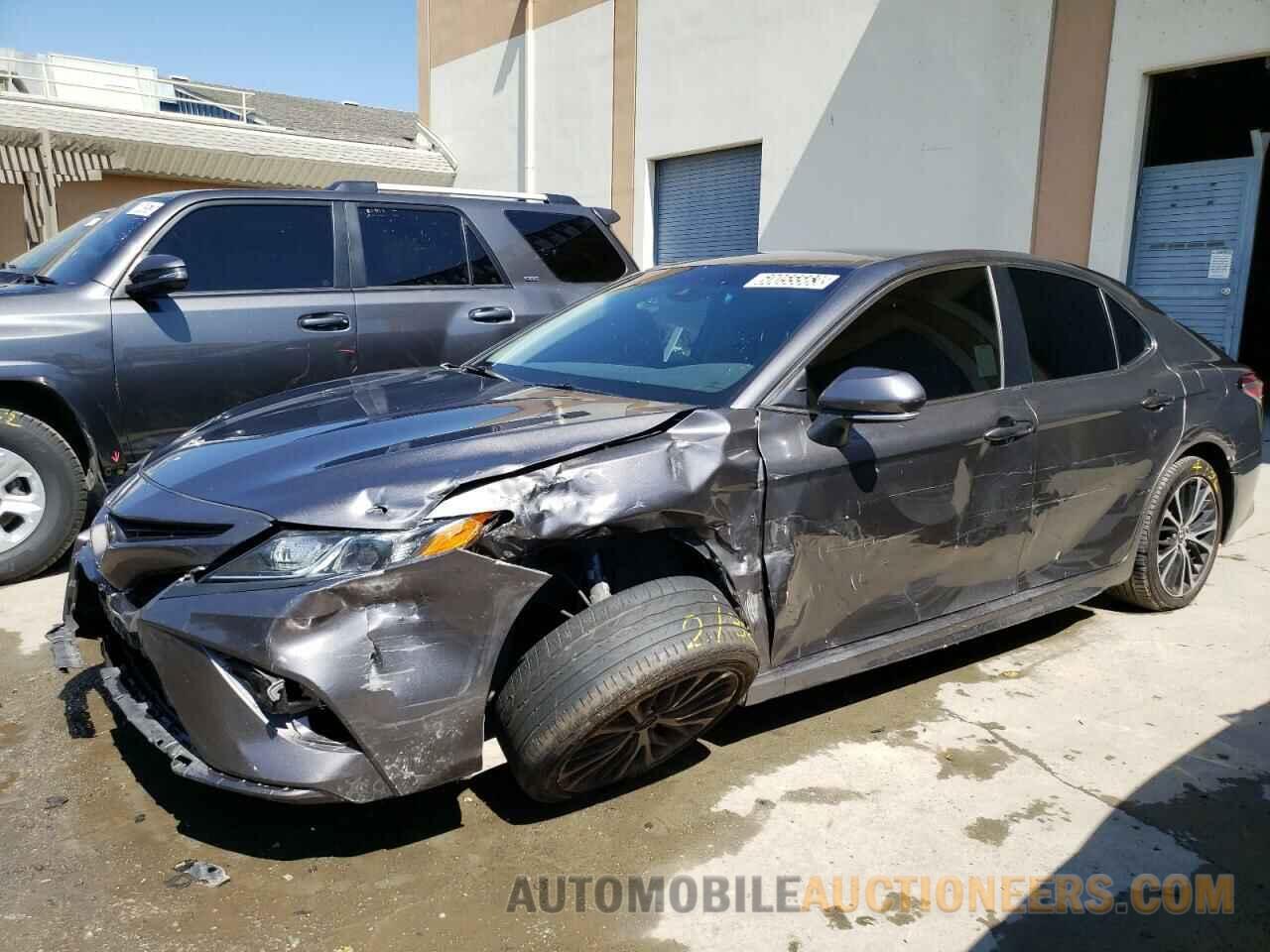 4T1B11HK2KU840922 TOYOTA CAMRY 2019