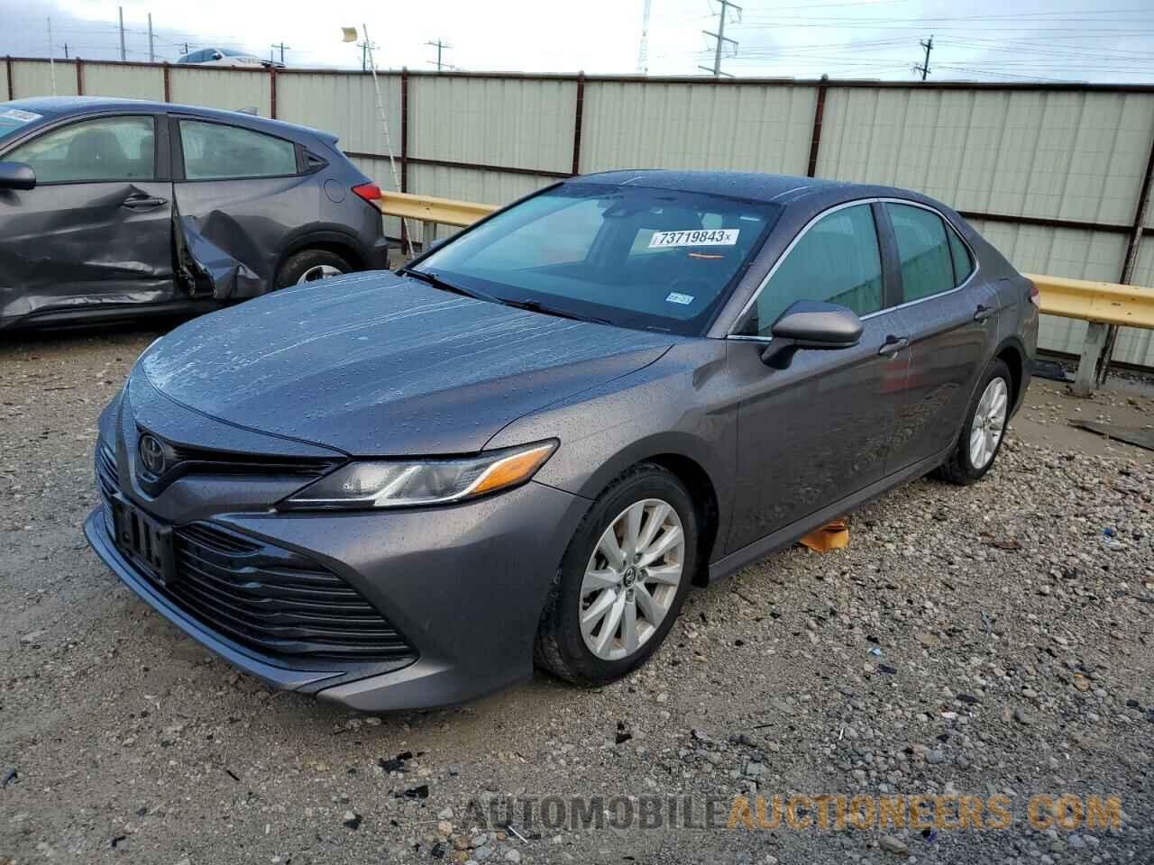 4T1B11HK2KU846588 TOYOTA CAMRY 2019