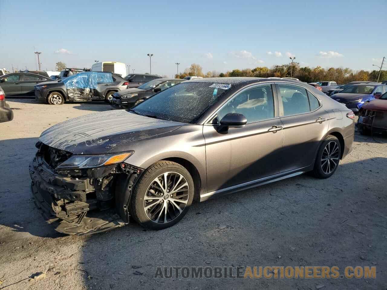 4T1B11HK2KU852424 TOYOTA CAMRY 2019