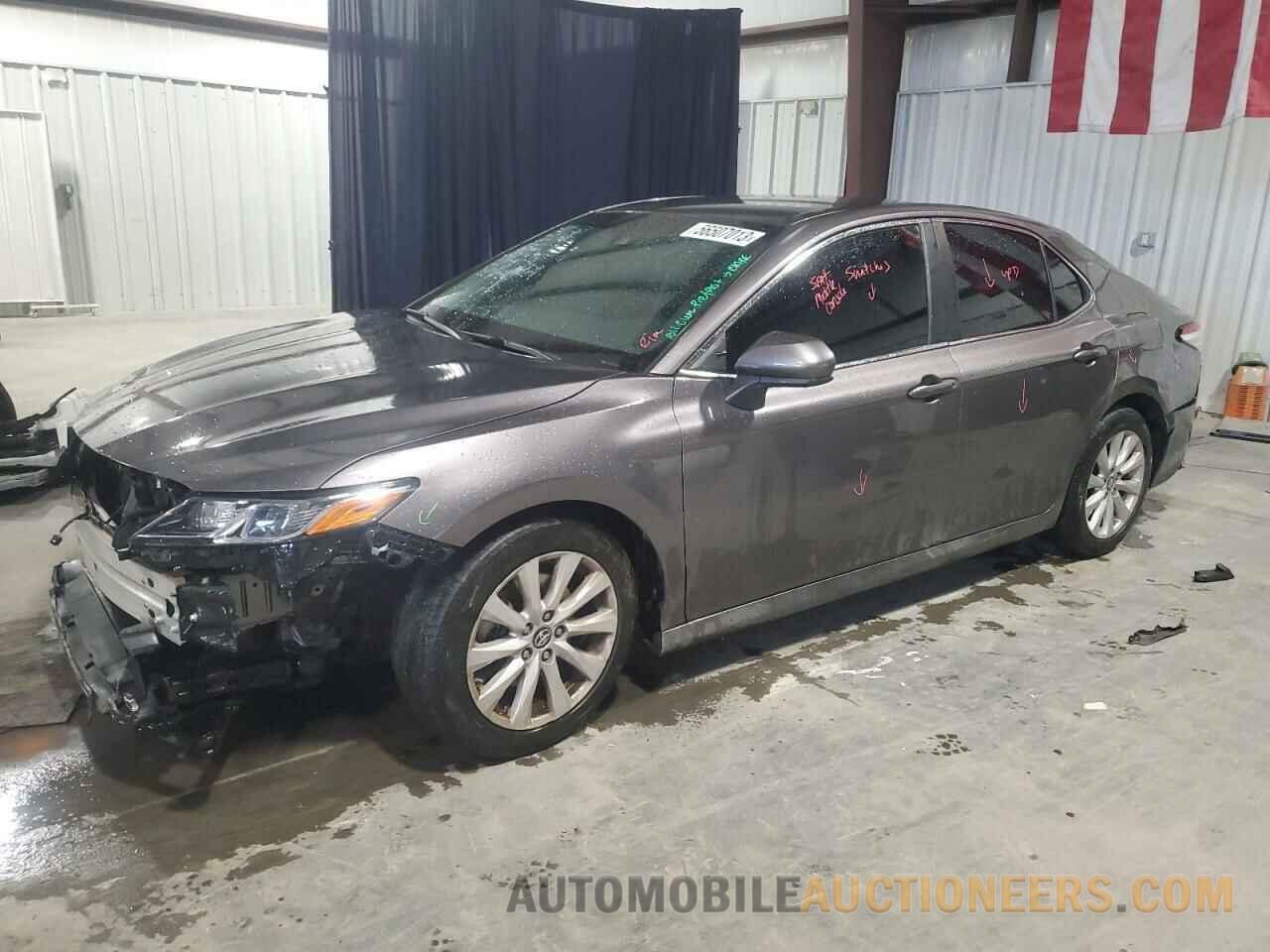 4T1B11HK3JU006690 TOYOTA CAMRY 2018