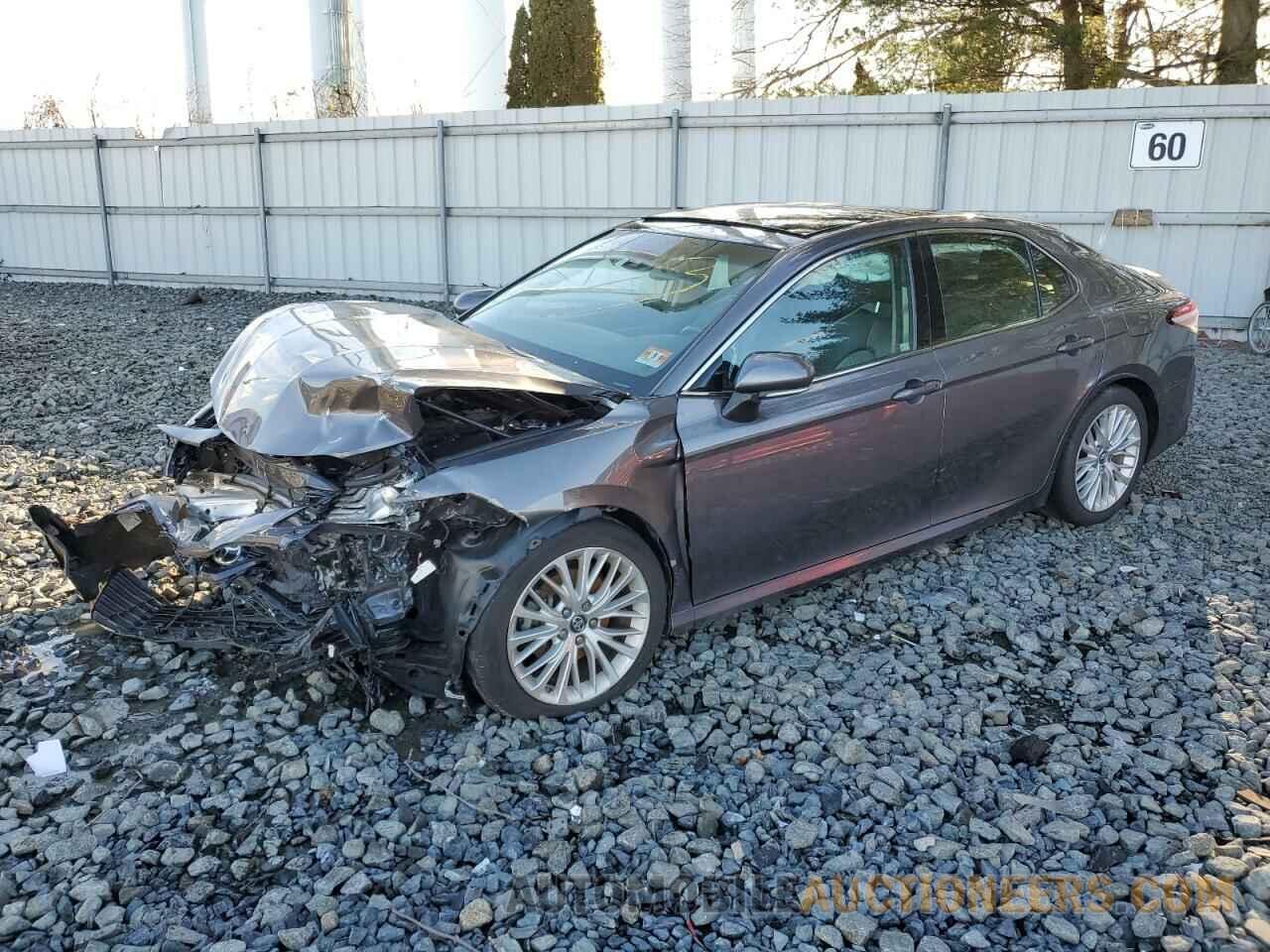 4T1B11HK3JU007290 TOYOTA CAMRY 2018