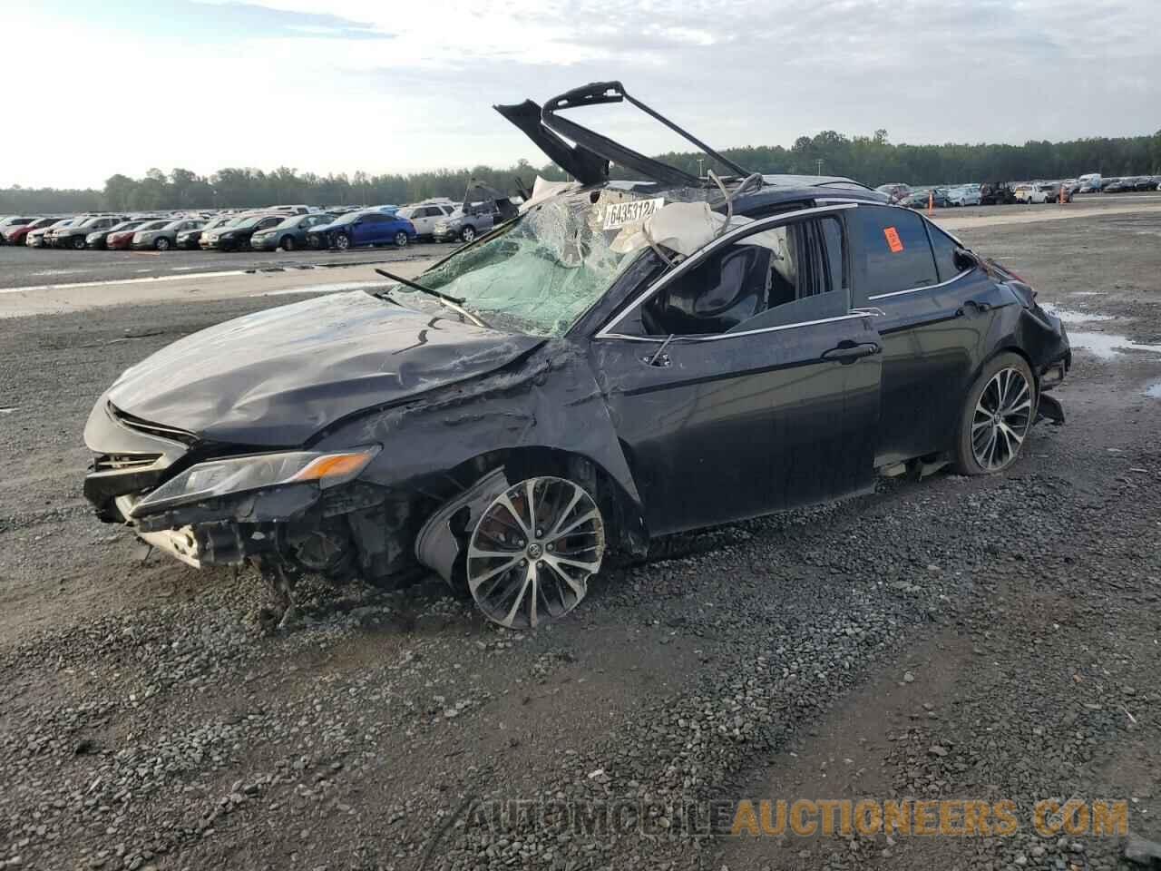 4T1B11HK3JU009489 TOYOTA CAMRY 2018