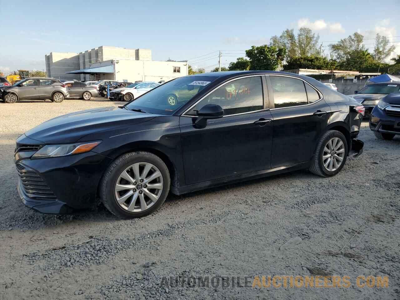 4T1B11HK3JU016054 TOYOTA CAMRY 2018