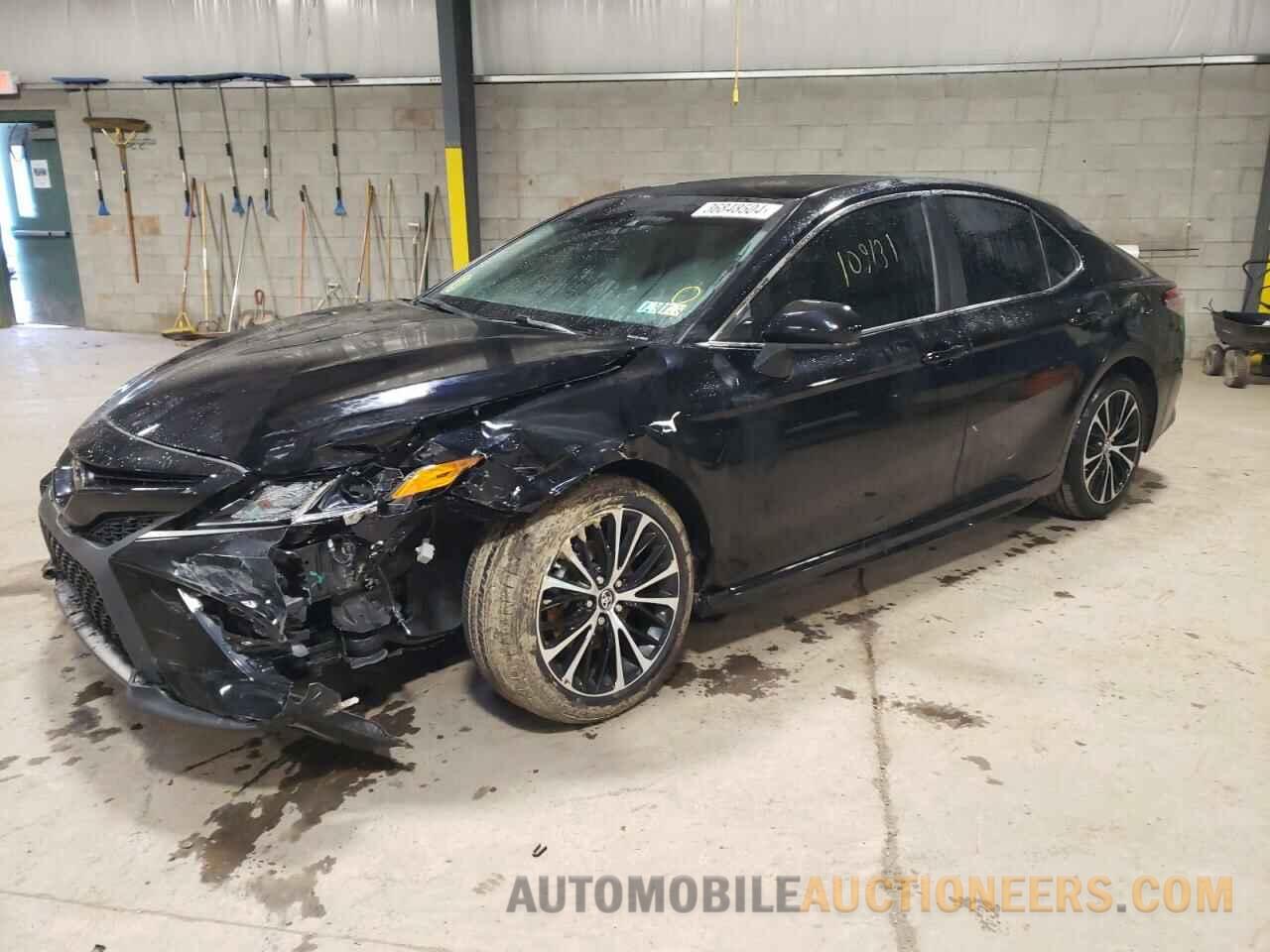 4T1B11HK3JU021447 TOYOTA CAMRY 2018