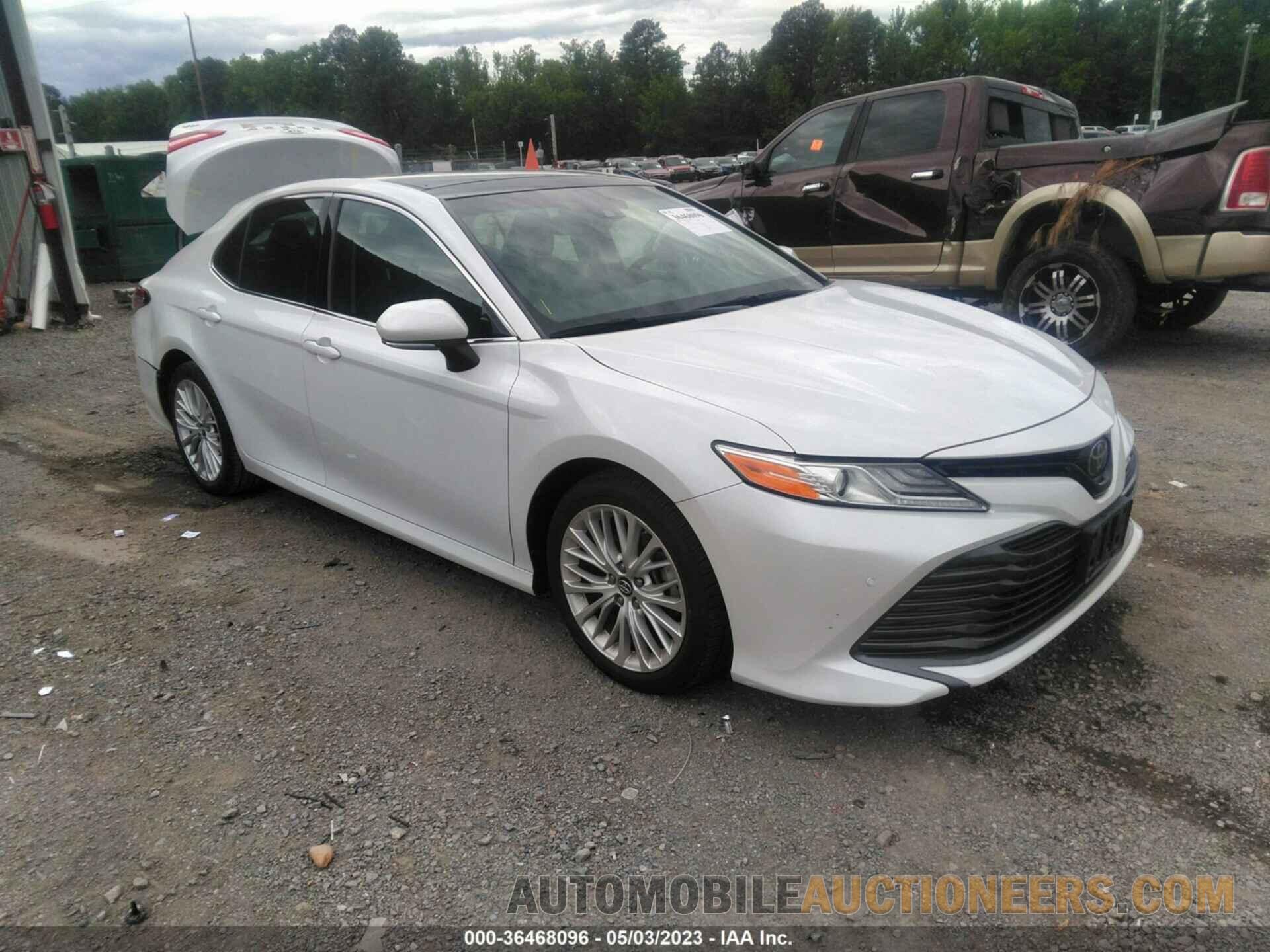 4T1B11HK3JU025496 TOYOTA CAMRY 2018