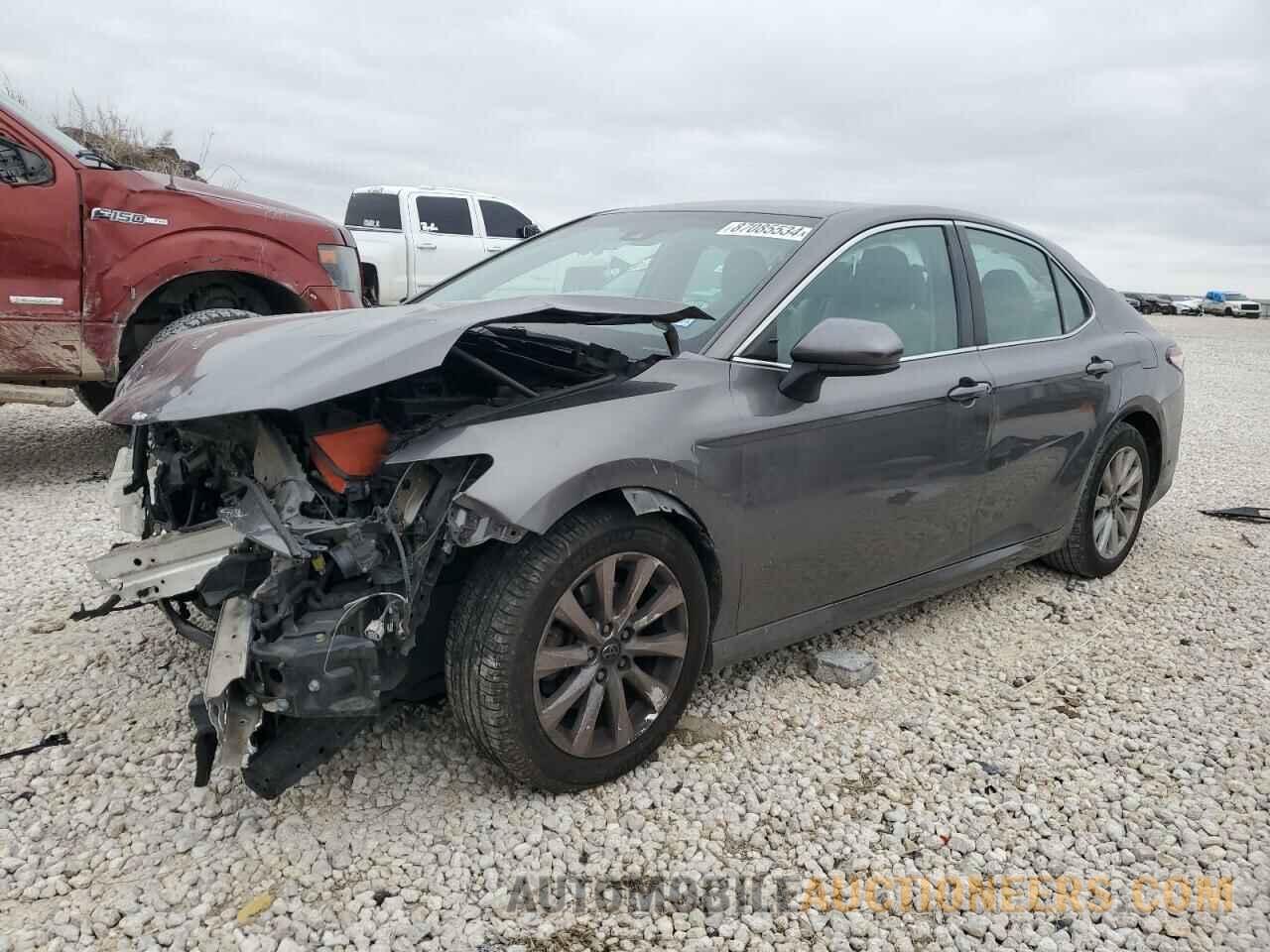 4T1B11HK3JU030987 TOYOTA CAMRY 2018