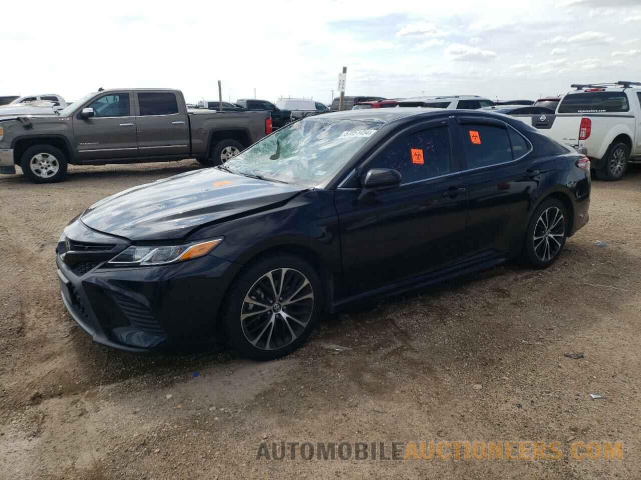 4T1B11HK3JU033890 TOYOTA CAMRY 2018