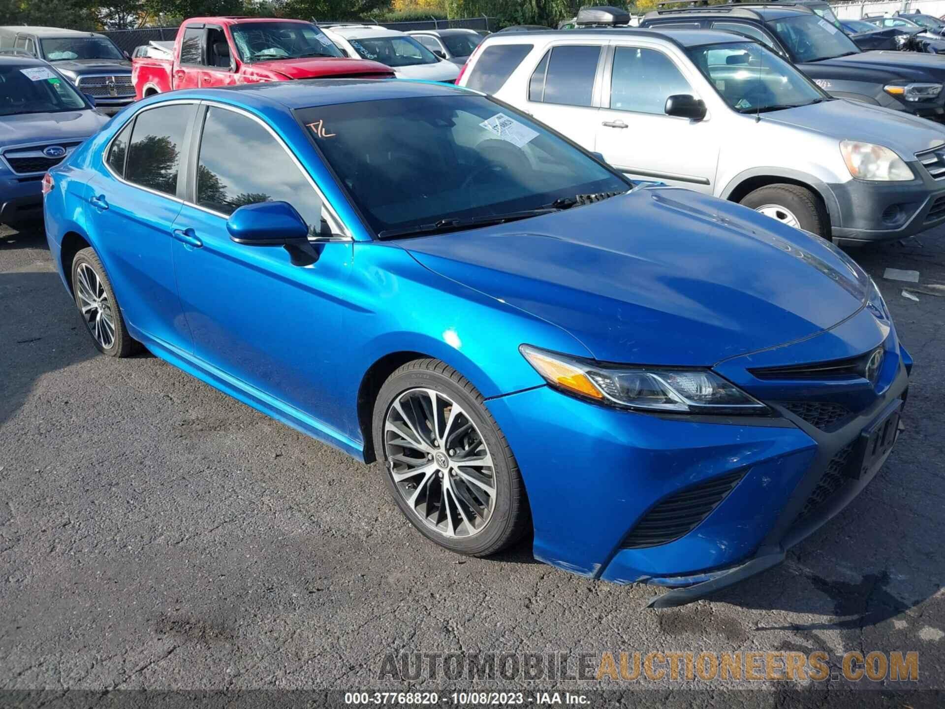 4T1B11HK3JU035753 TOYOTA CAMRY 2018