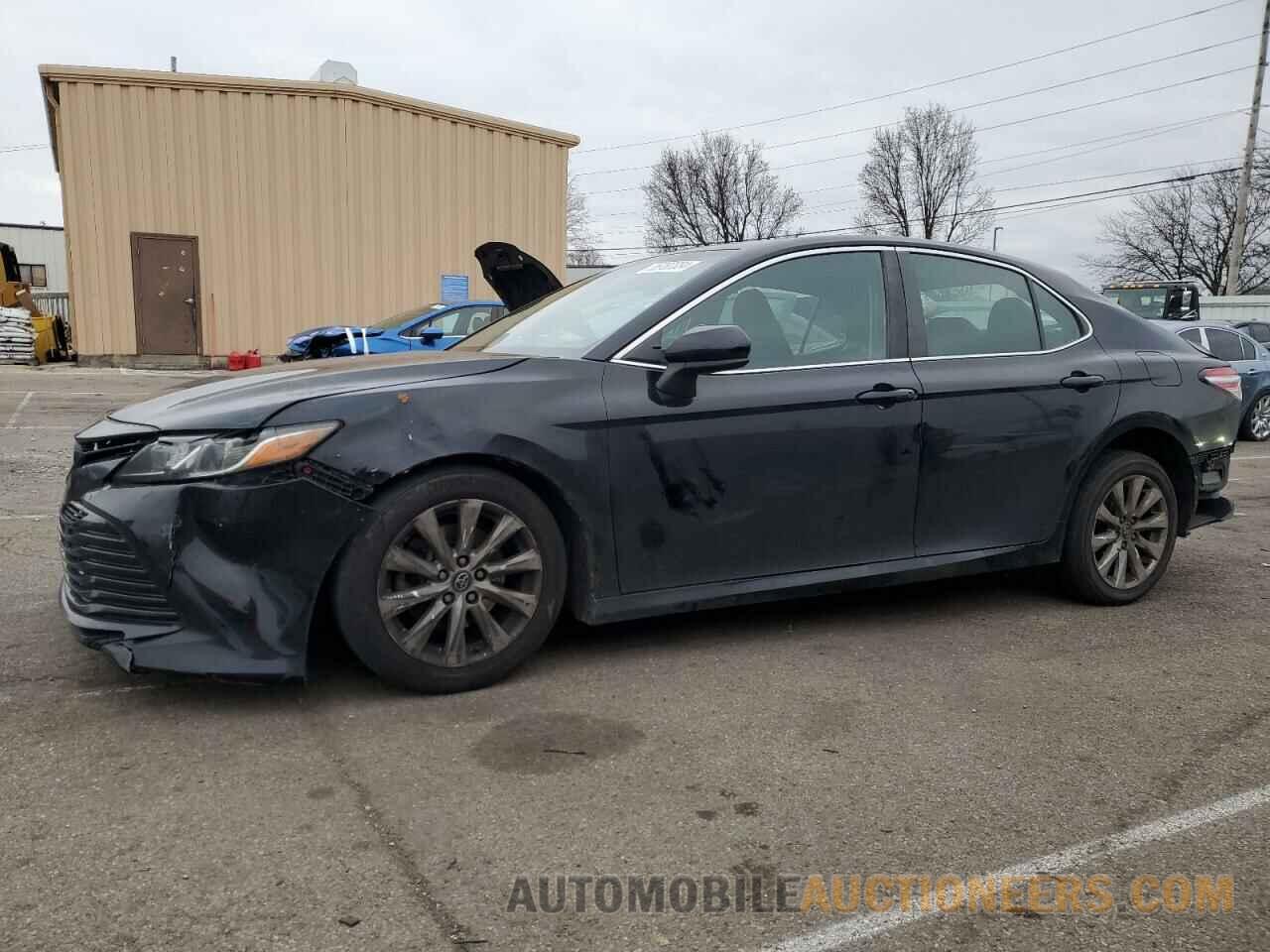 4T1B11HK3JU039138 TOYOTA CAMRY 2018