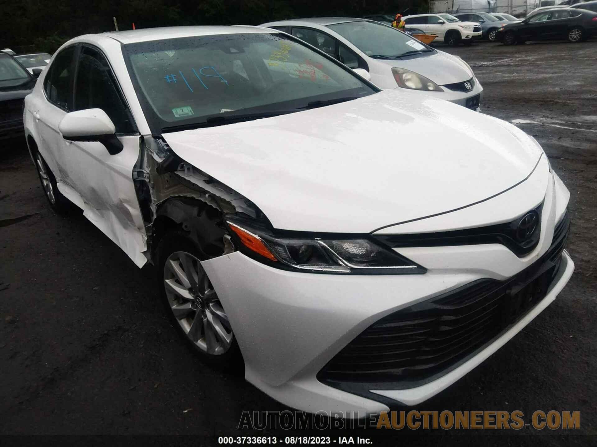 4T1B11HK3JU039446 TOYOTA CAMRY 2018