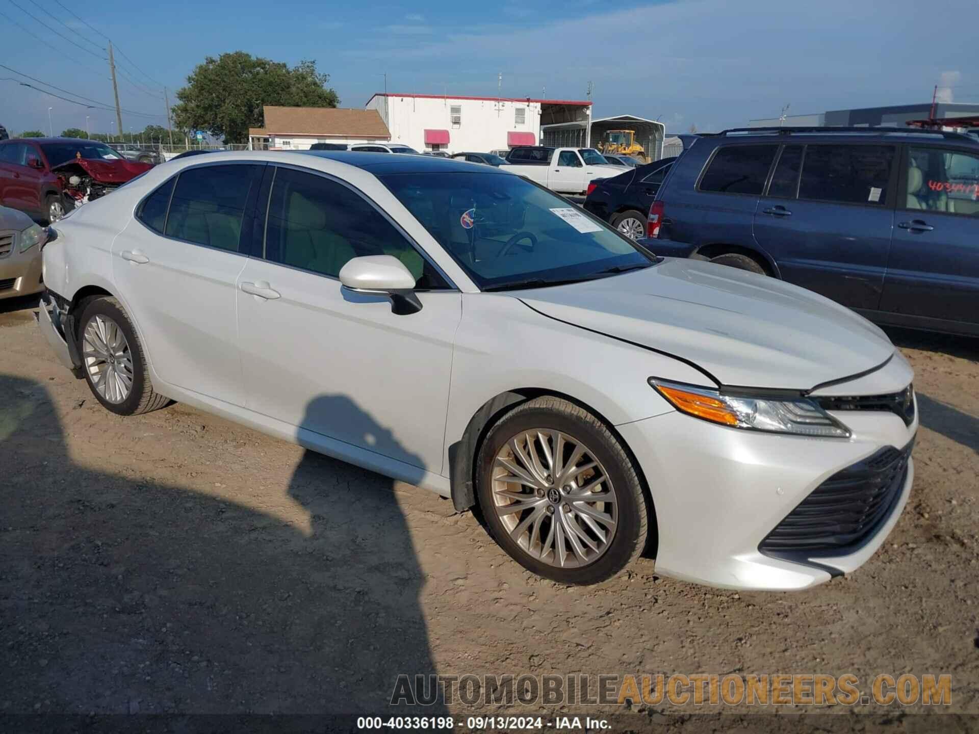 4T1B11HK3JU040080 TOYOTA CAMRY 2018