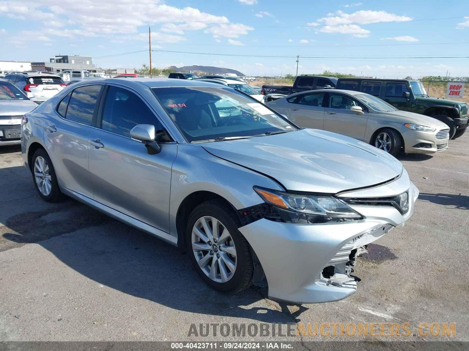 4T1B11HK3JU041360 TOYOTA CAMRY 2018