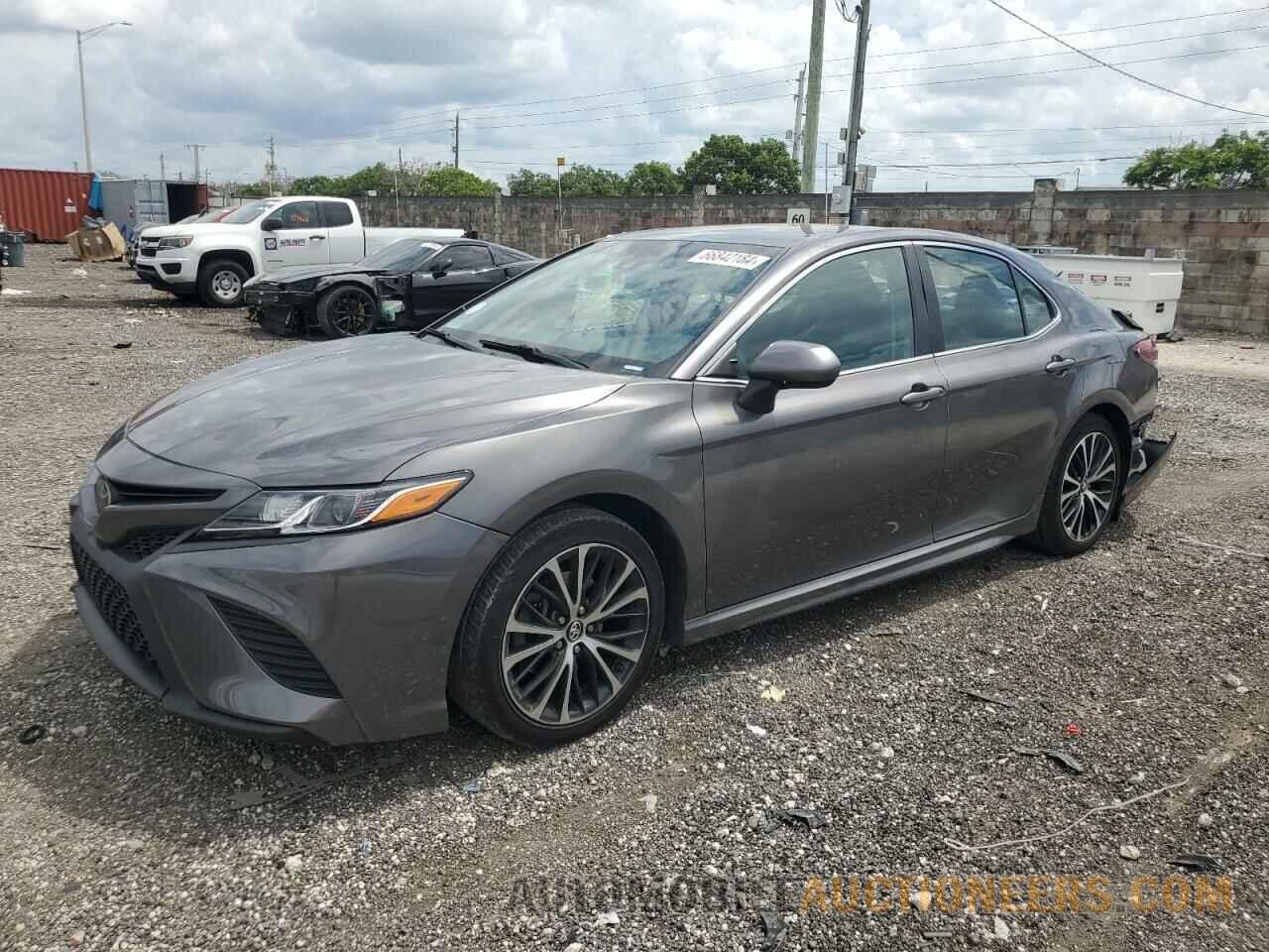 4T1B11HK3JU044534 TOYOTA CAMRY 2018