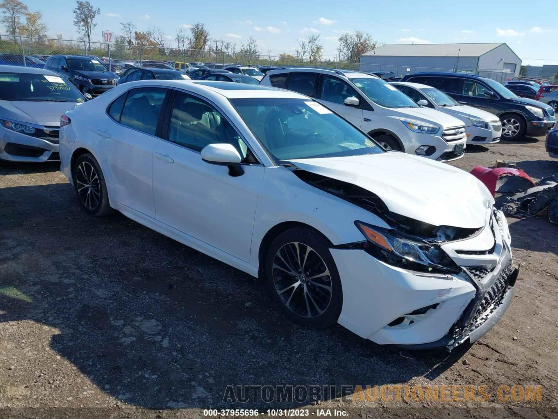 4T1B11HK3JU048289 TOYOTA CAMRY 2018