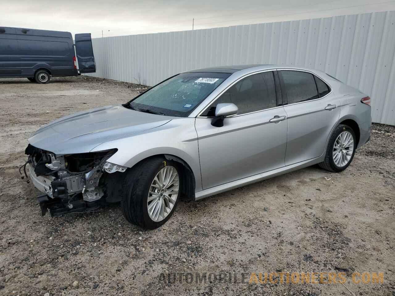 4T1B11HK3JU052018 TOYOTA CAMRY 2018