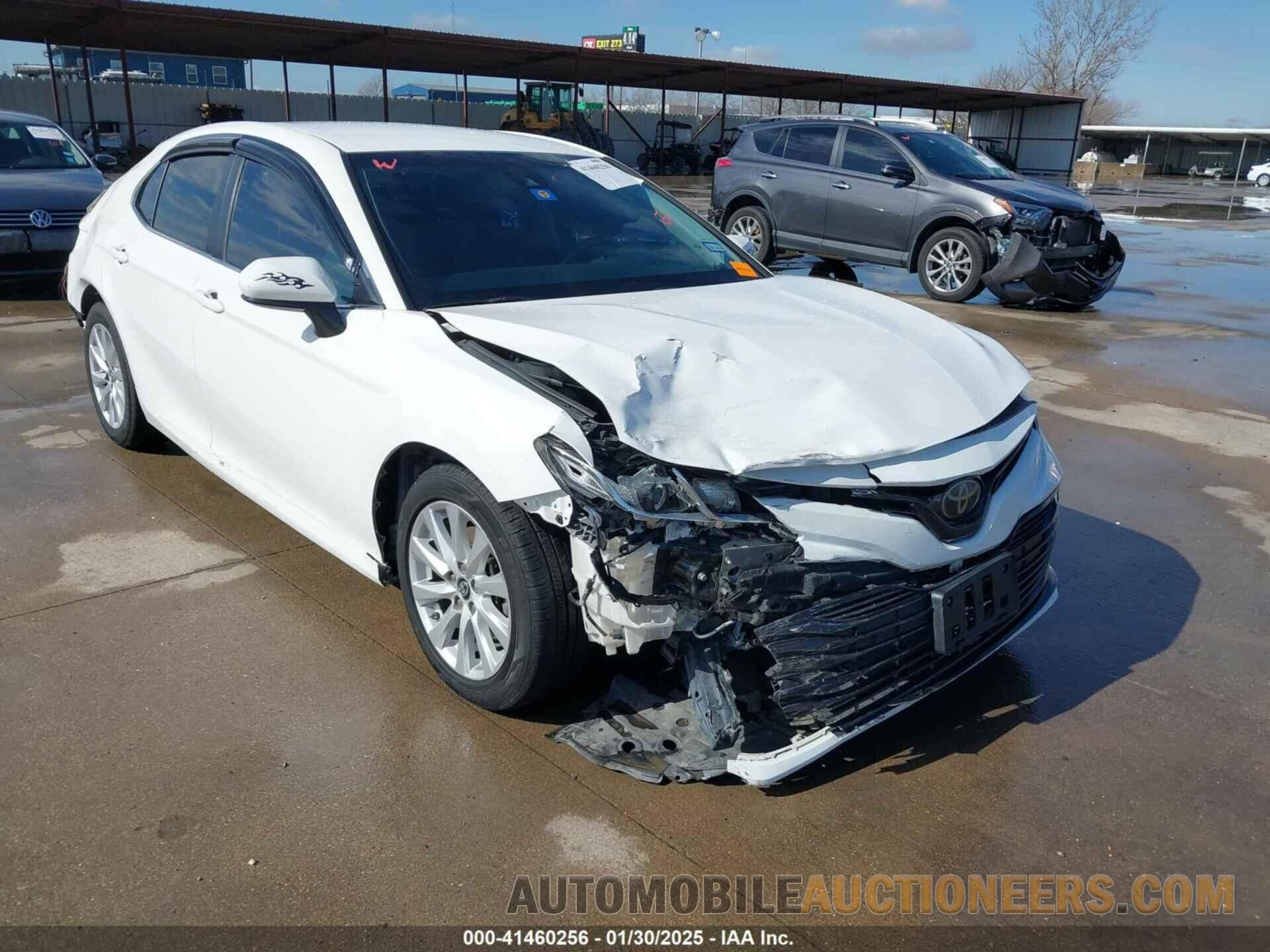 4T1B11HK3JU059518 TOYOTA CAMRY 2018