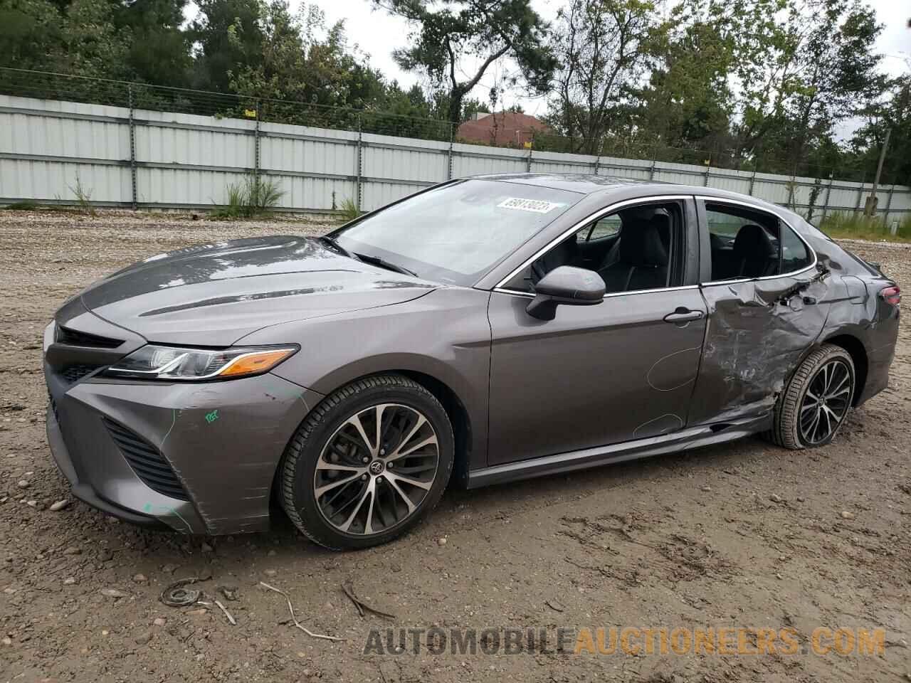 4T1B11HK3JU065044 TOYOTA CAMRY 2018