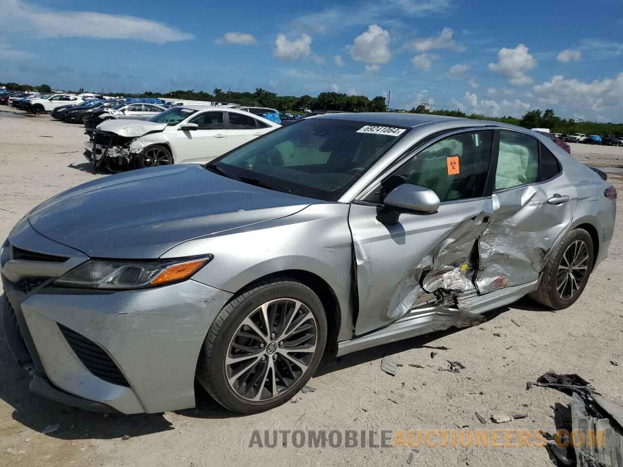 4T1B11HK3JU065187 TOYOTA CAMRY 2018