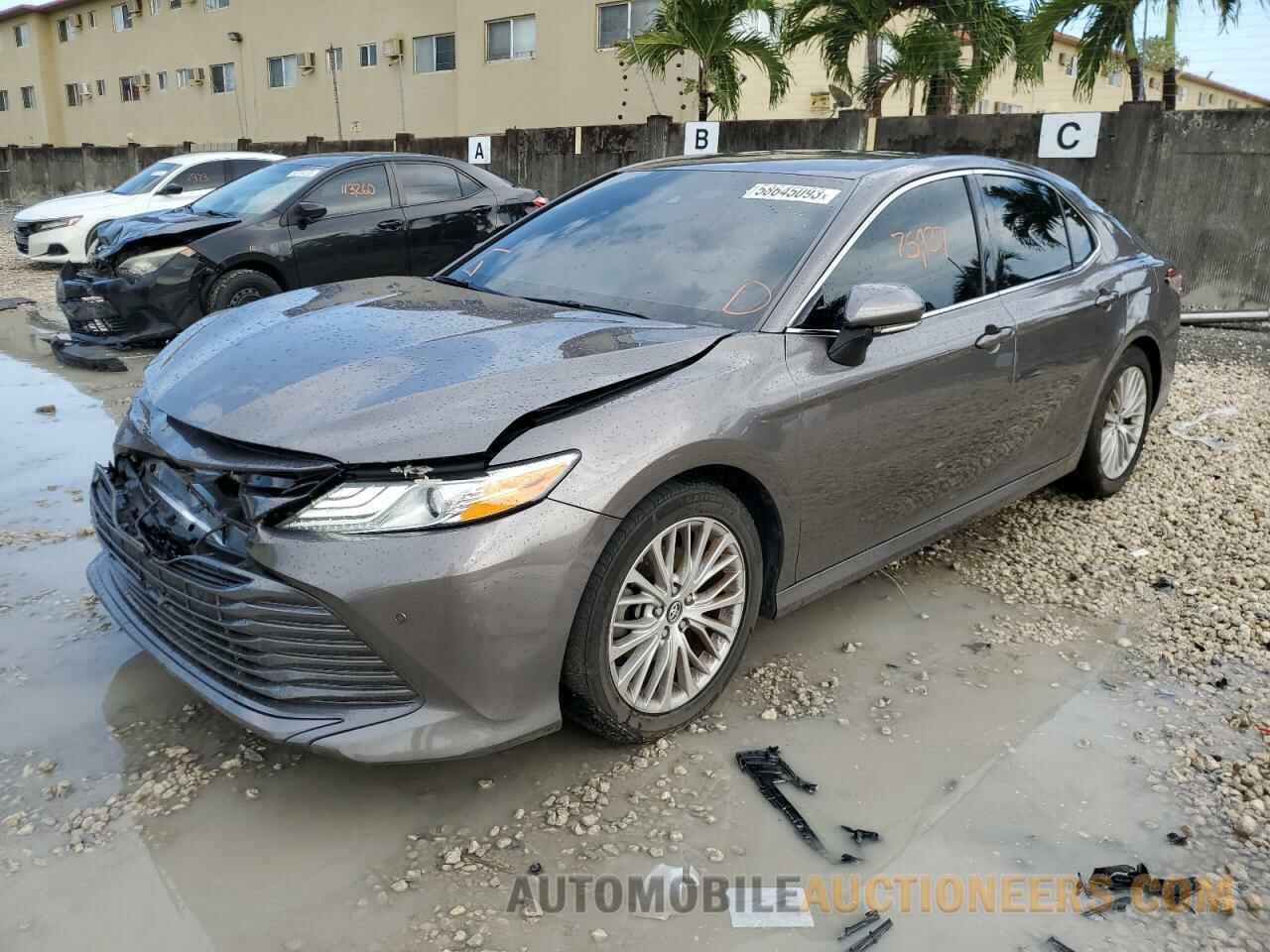 4T1B11HK3JU066663 TOYOTA CAMRY 2018