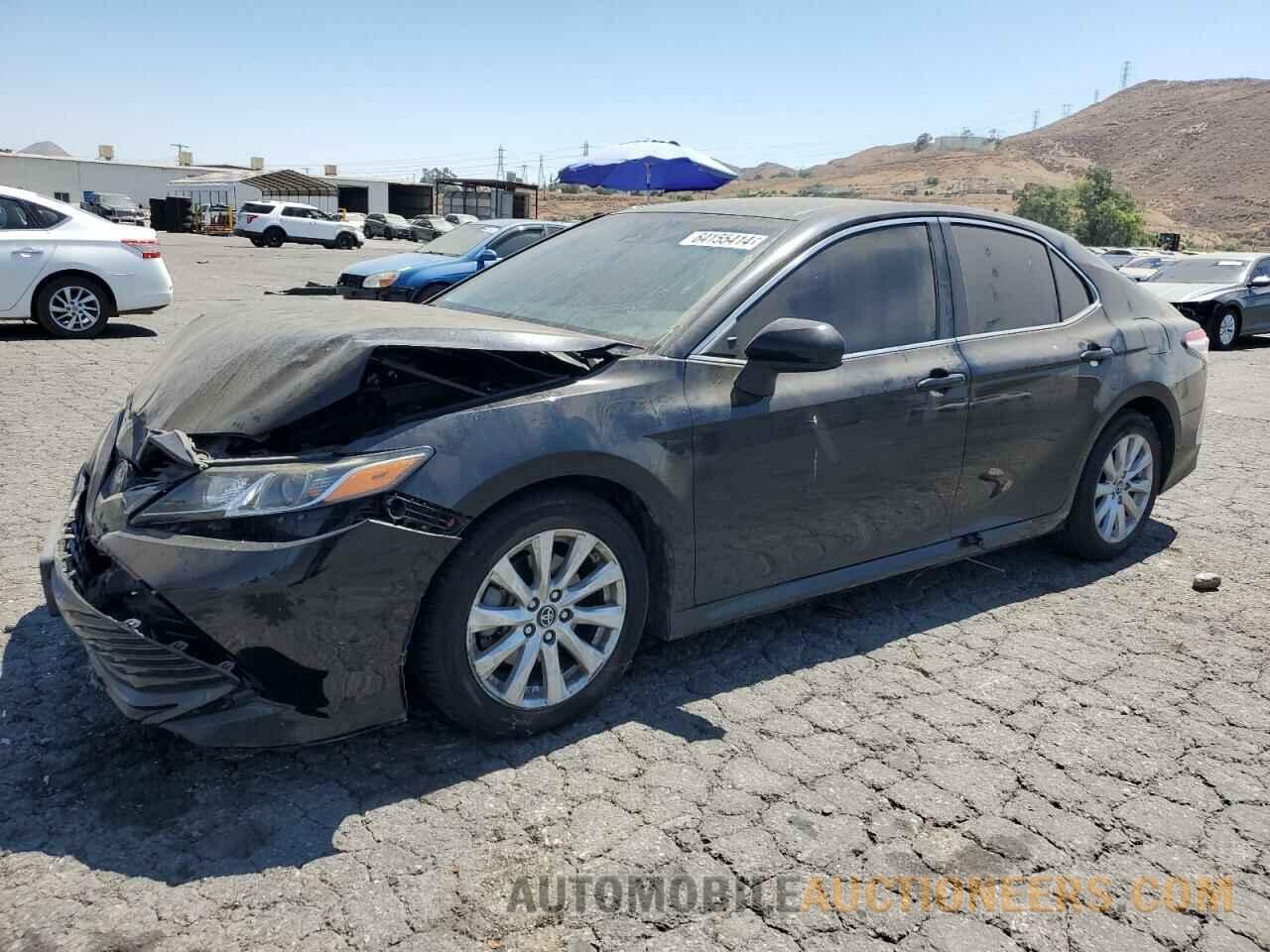 4T1B11HK3JU071734 TOYOTA CAMRY 2018