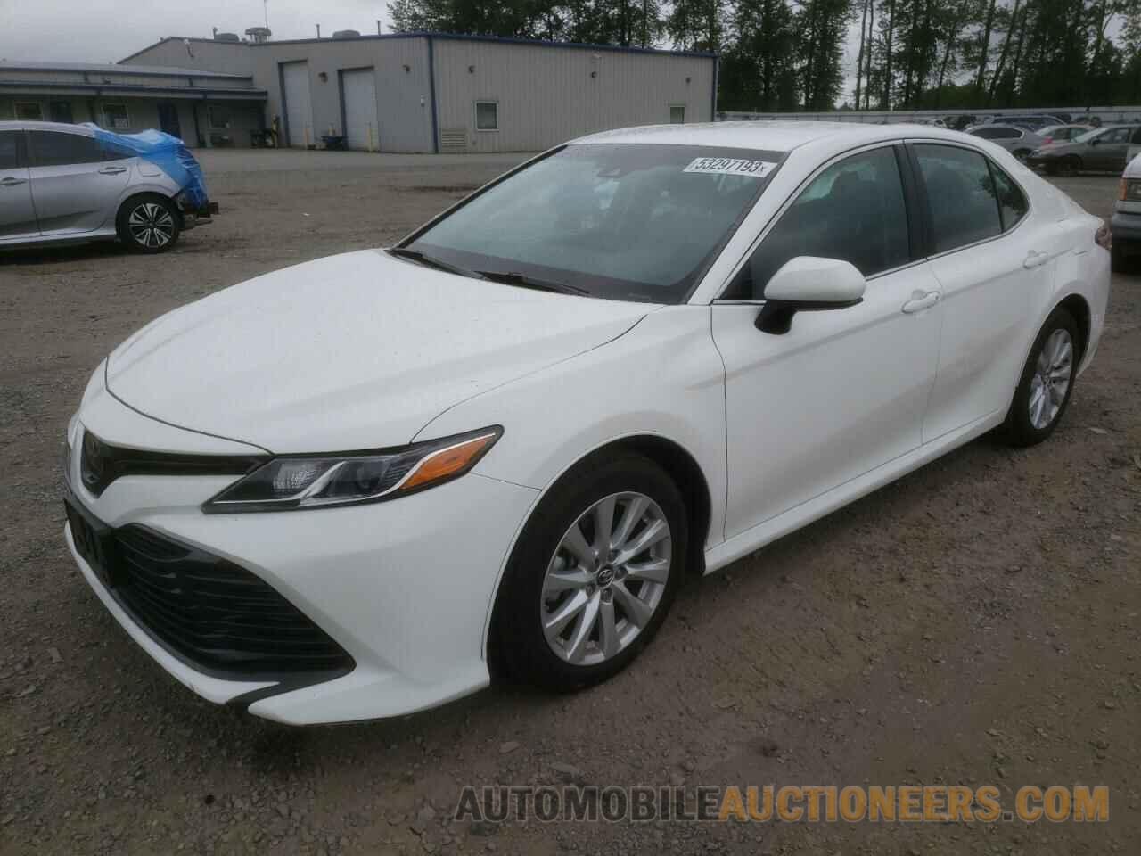 4T1B11HK3JU071894 TOYOTA CAMRY 2018