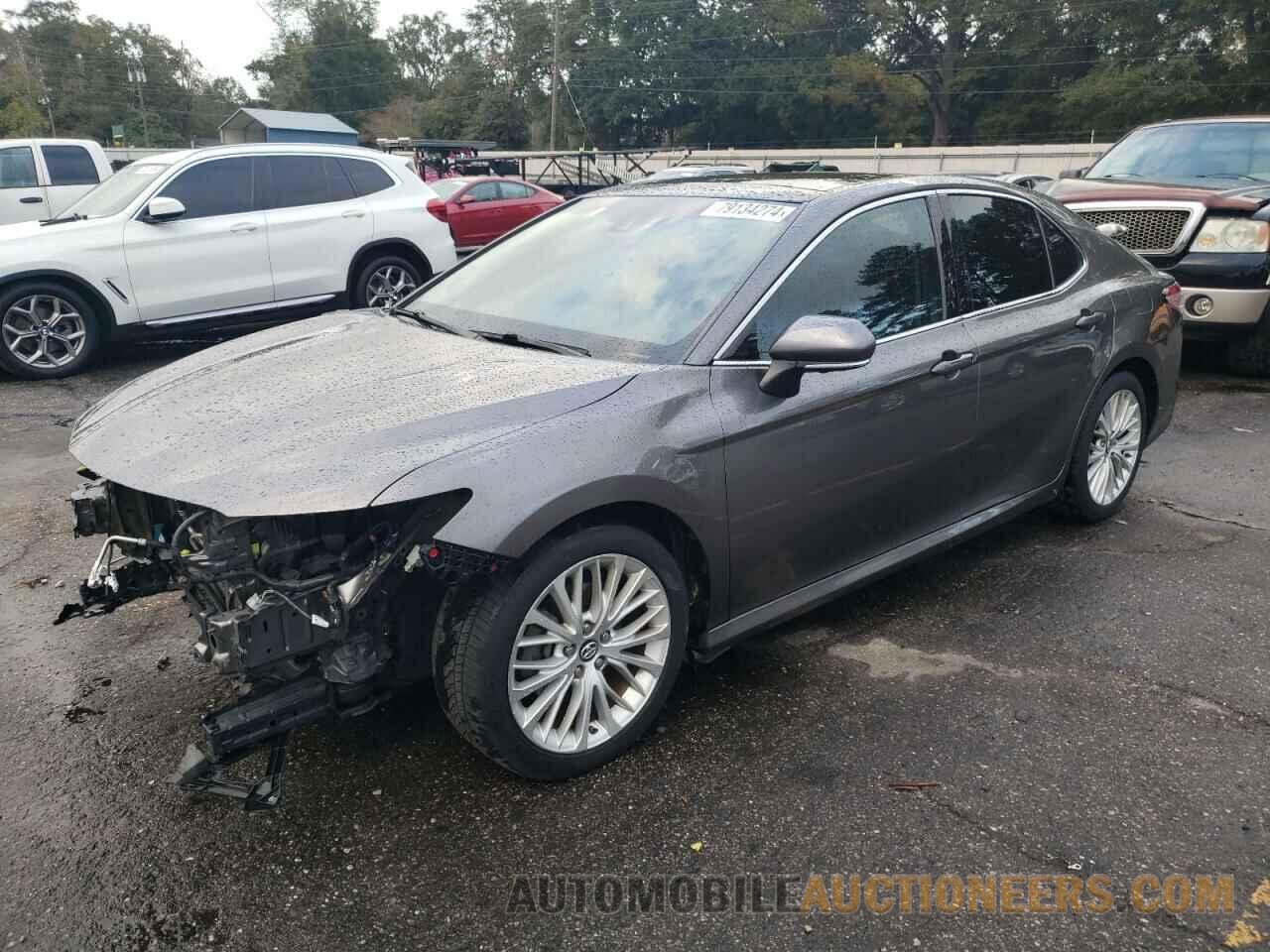 4T1B11HK3JU080109 TOYOTA CAMRY 2018