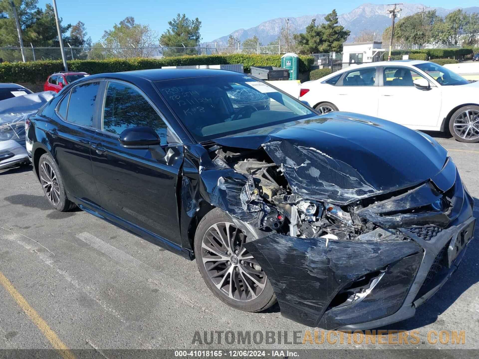 4T1B11HK3JU086931 TOYOTA CAMRY 2018