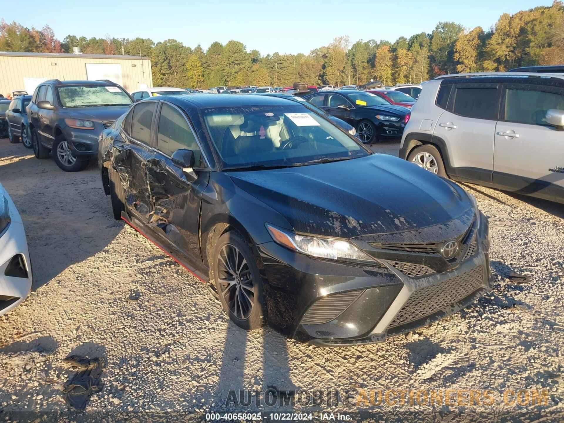 4T1B11HK3JU089053 TOYOTA CAMRY 2018