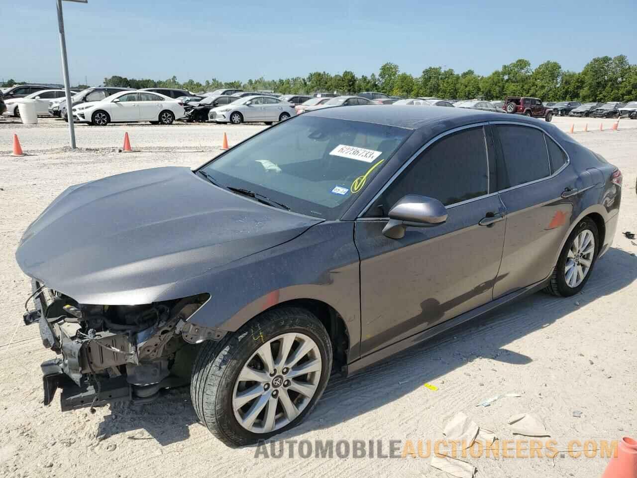 4T1B11HK3JU093796 TOYOTA CAMRY 2018