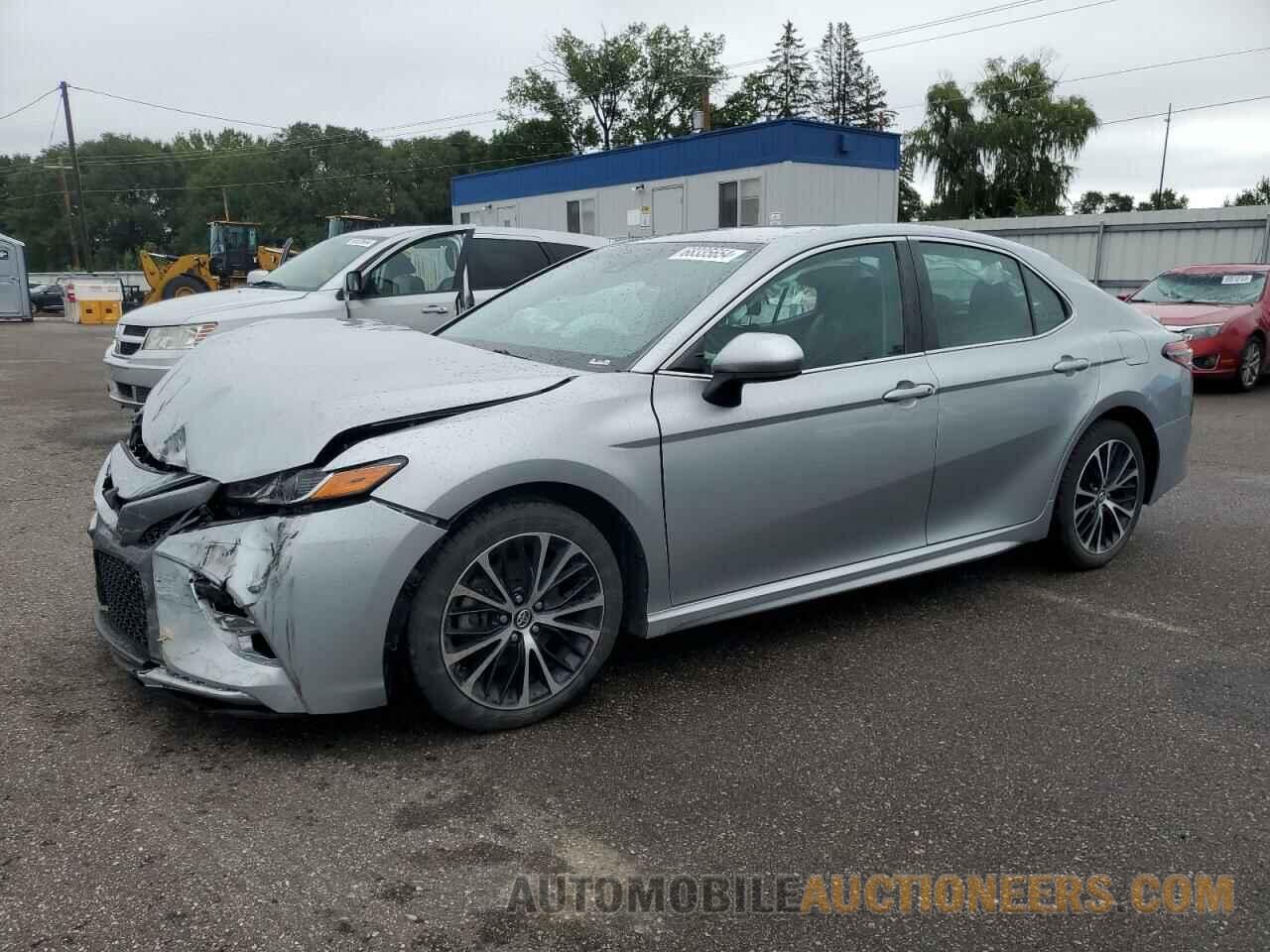 4T1B11HK3JU094429 TOYOTA CAMRY 2018