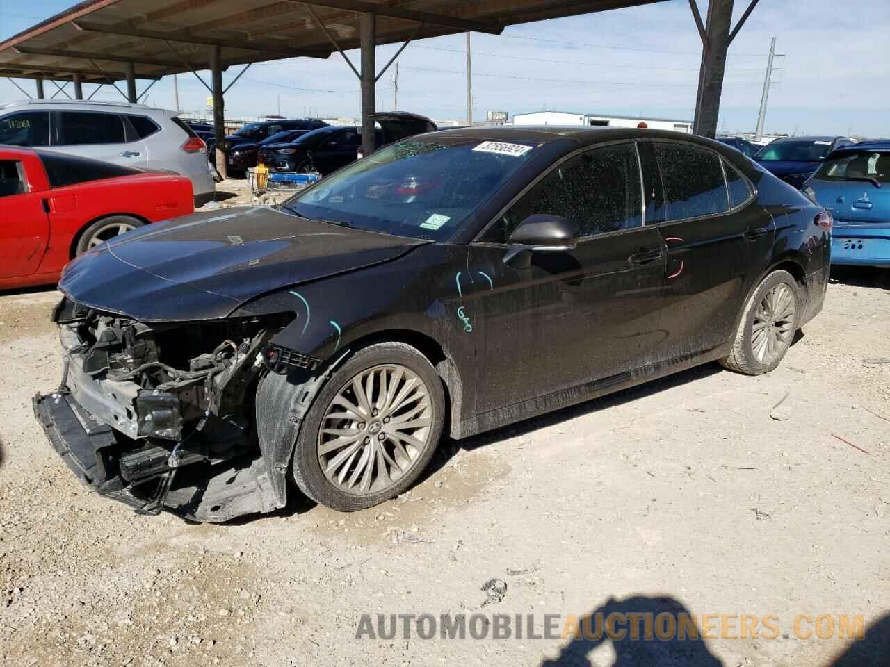 4T1B11HK3JU095225 TOYOTA CAMRY 2018