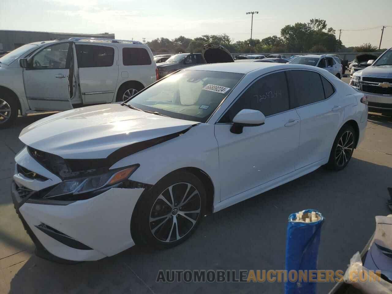 4T1B11HK3JU095905 TOYOTA CAMRY 2018