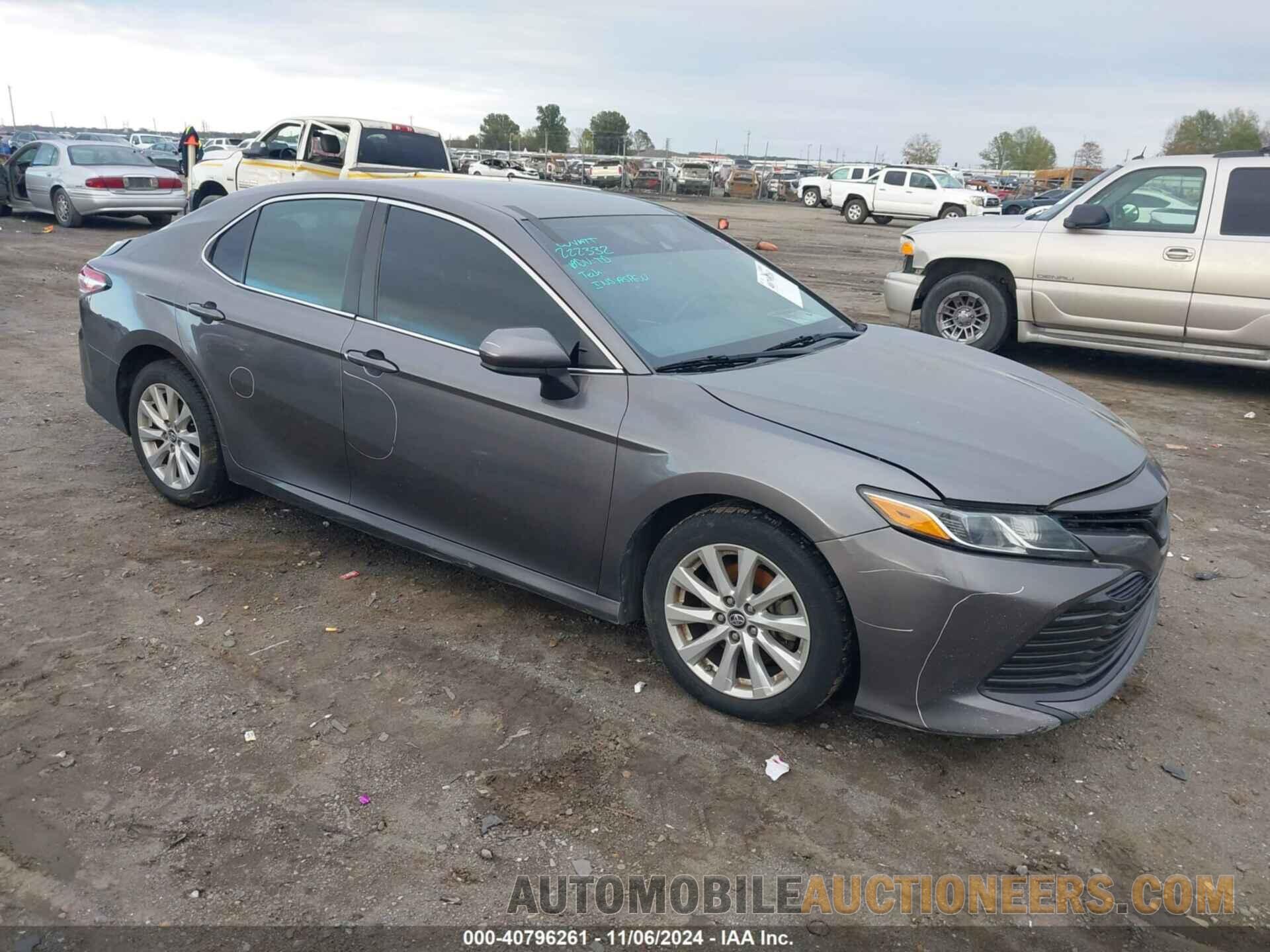 4T1B11HK3JU101945 TOYOTA CAMRY 2018