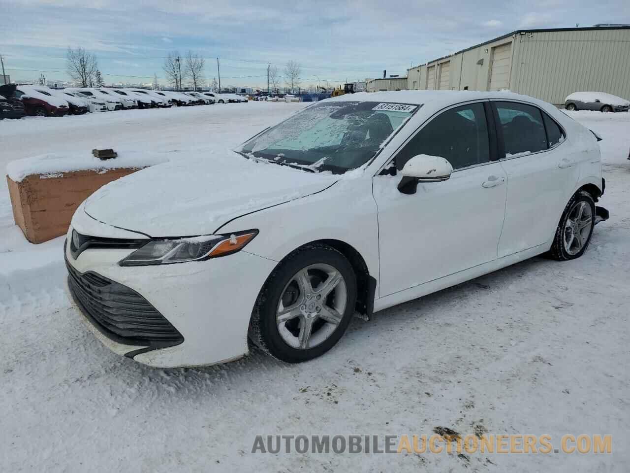 4T1B11HK3JU109396 TOYOTA CAMRY 2018