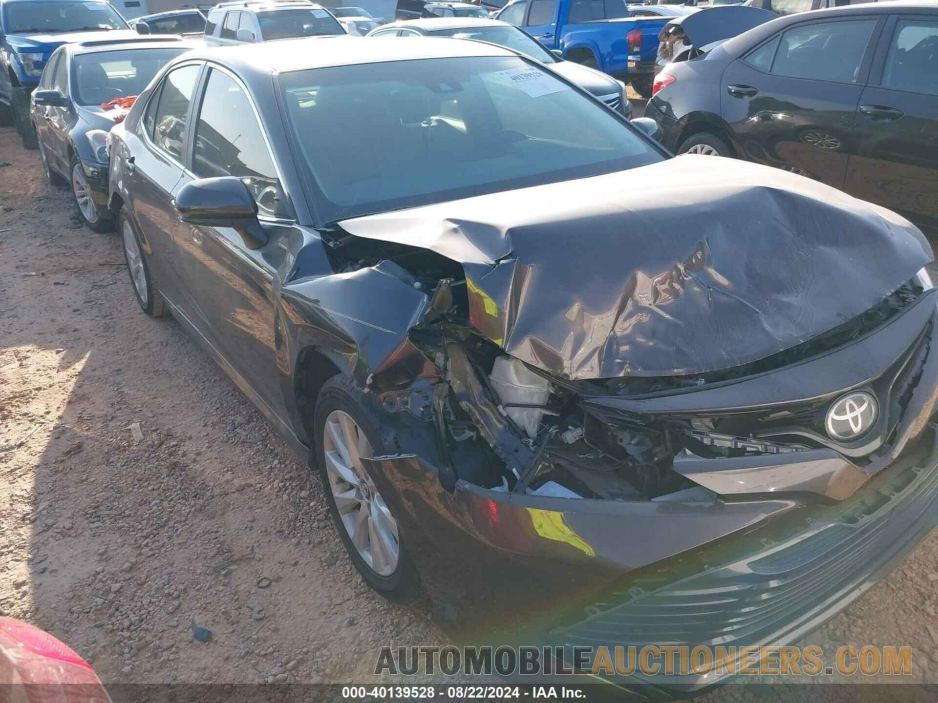 4T1B11HK3JU112248 TOYOTA CAMRY 2018