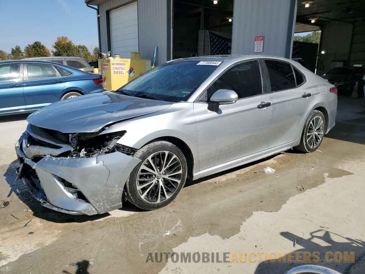 4T1B11HK3JU114789 TOYOTA CAMRY 2018