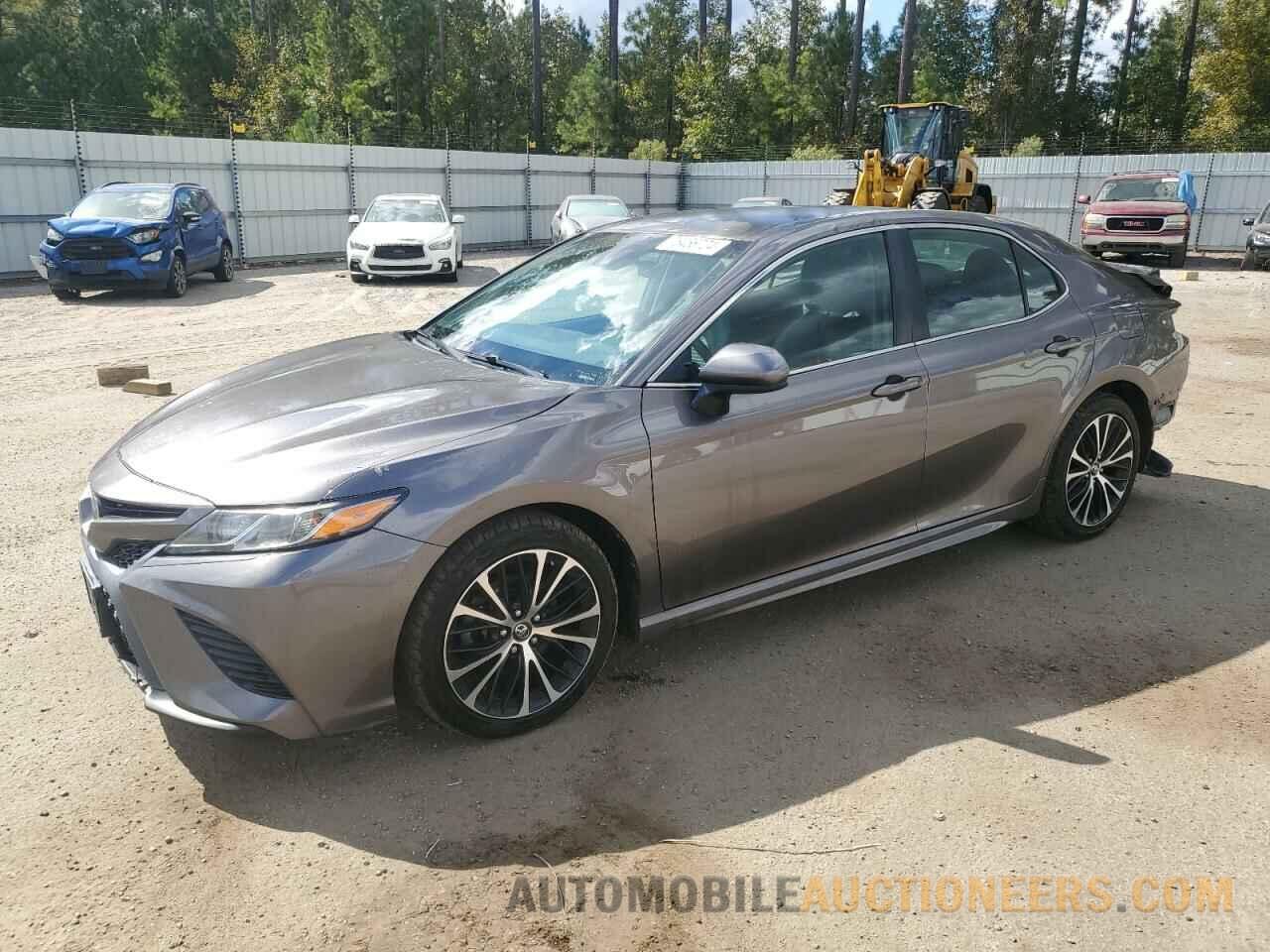 4T1B11HK3JU126943 TOYOTA CAMRY 2018