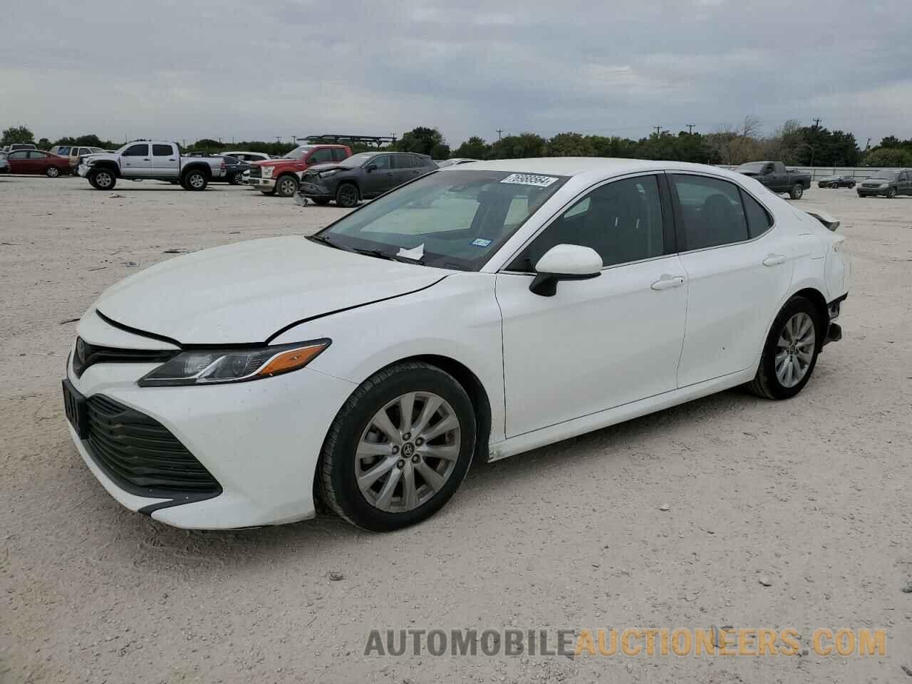 4T1B11HK3JU144634 TOYOTA CAMRY 2018