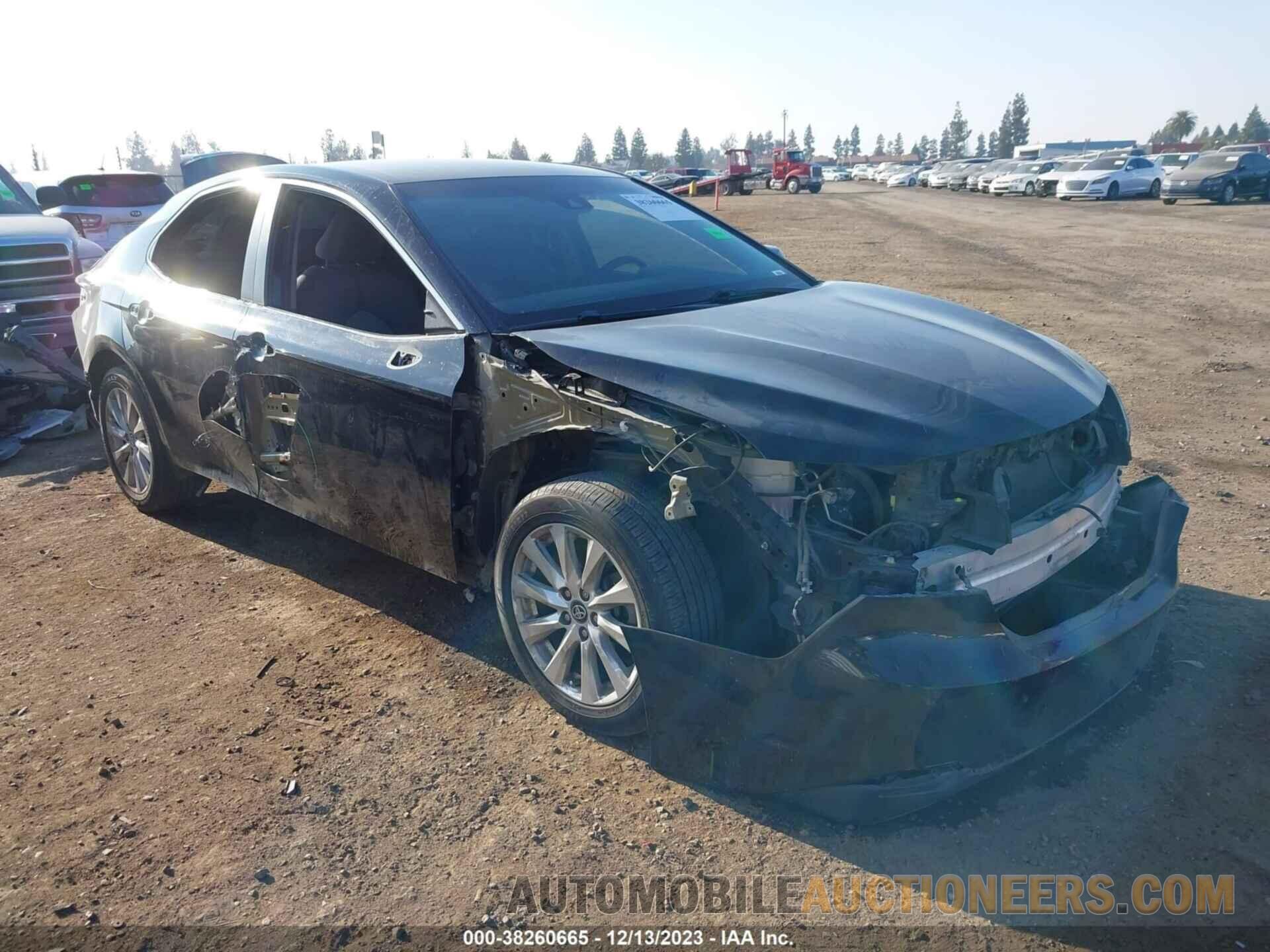 4T1B11HK3JU146142 TOYOTA CAMRY 2018