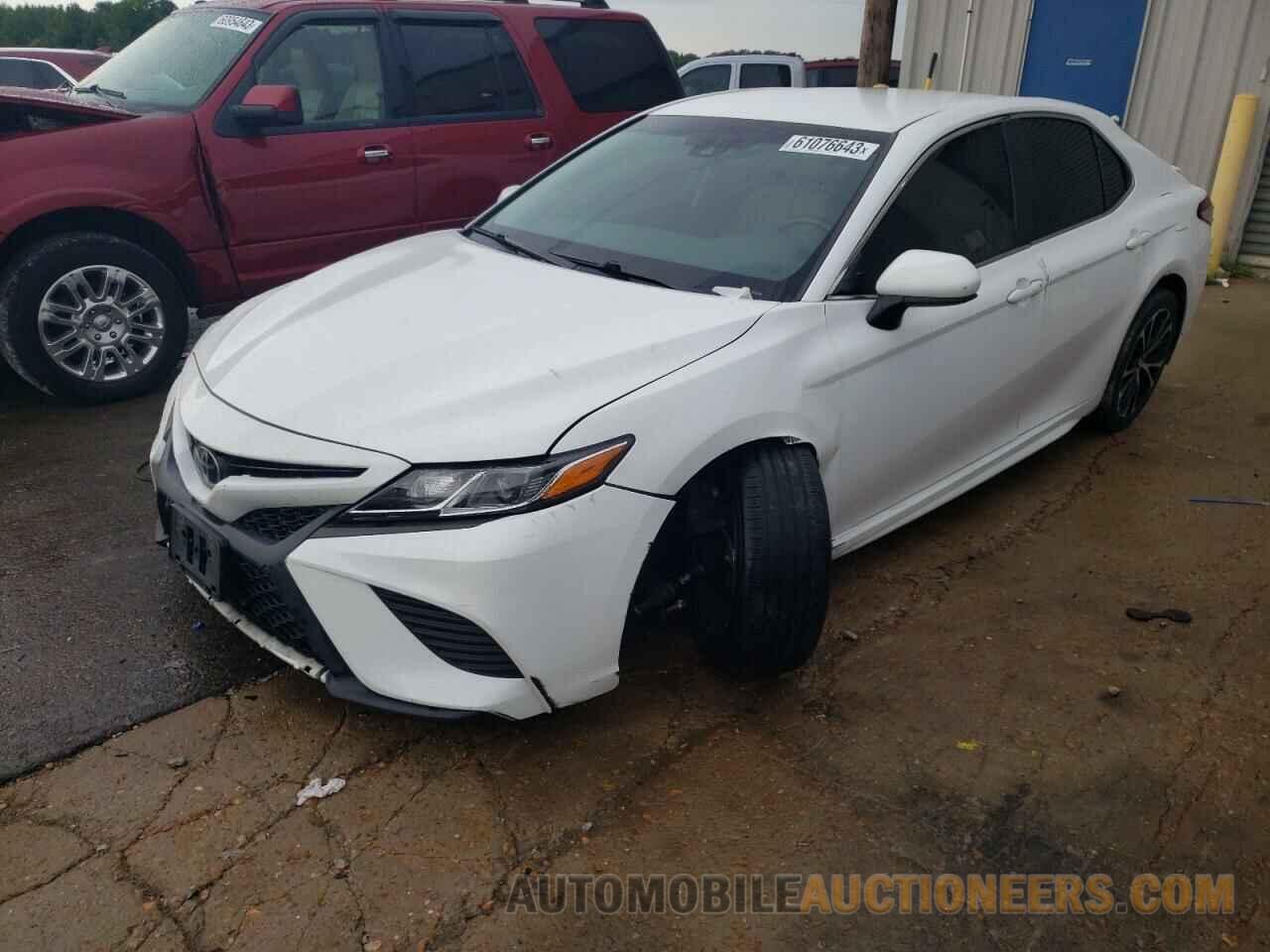 4T1B11HK3JU148778 TOYOTA CAMRY 2018