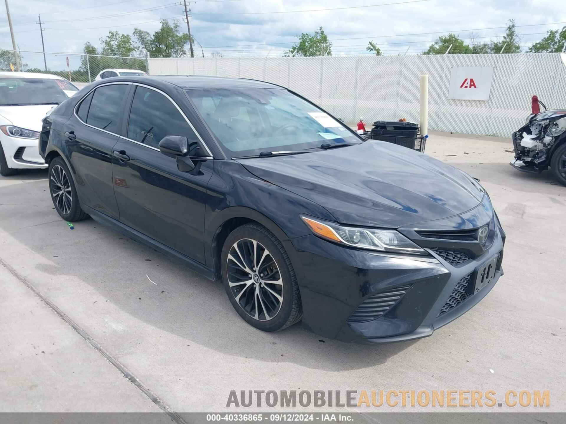 4T1B11HK3JU150286 TOYOTA CAMRY 2018