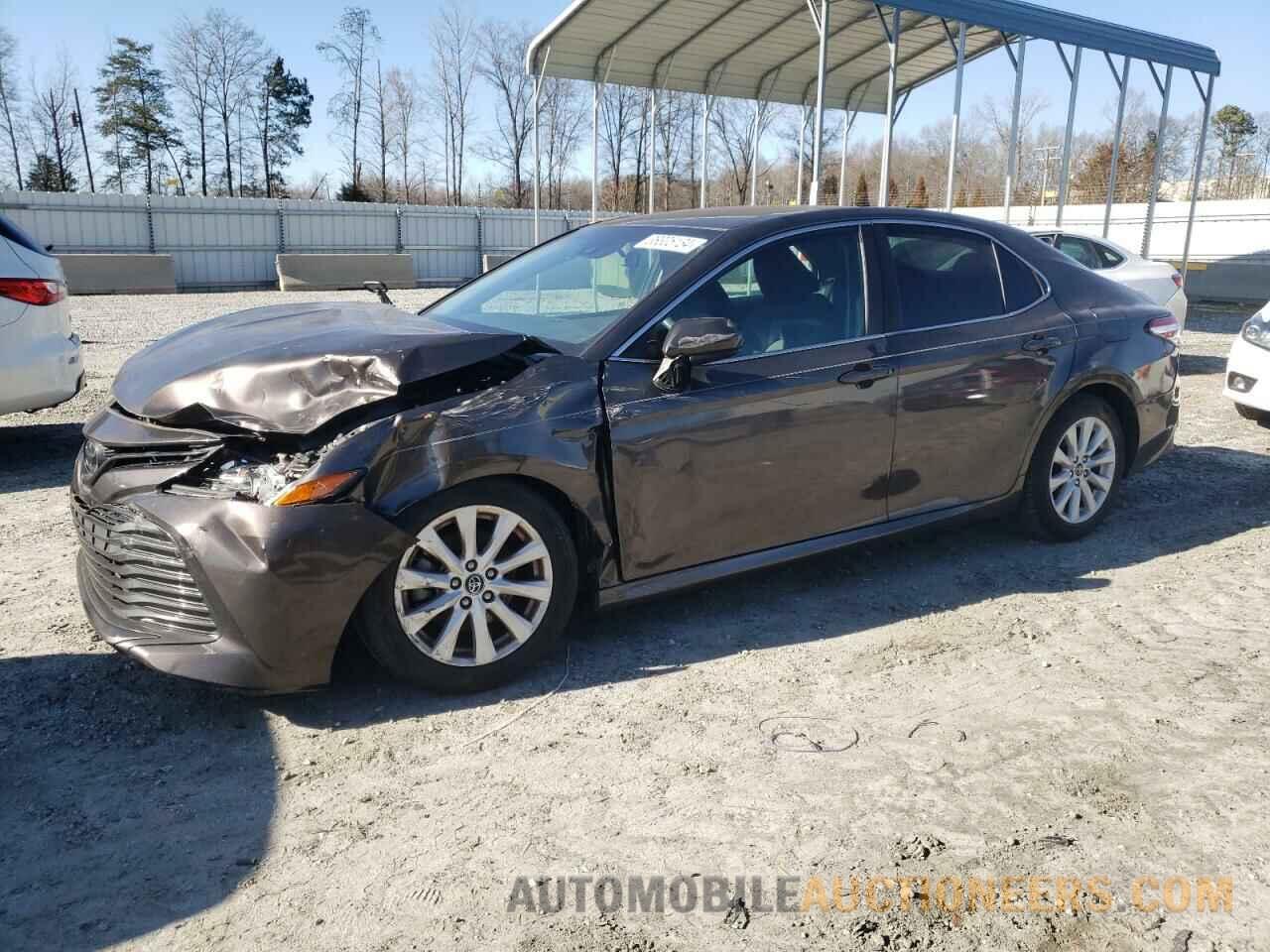 4T1B11HK3JU153544 TOYOTA CAMRY 2018