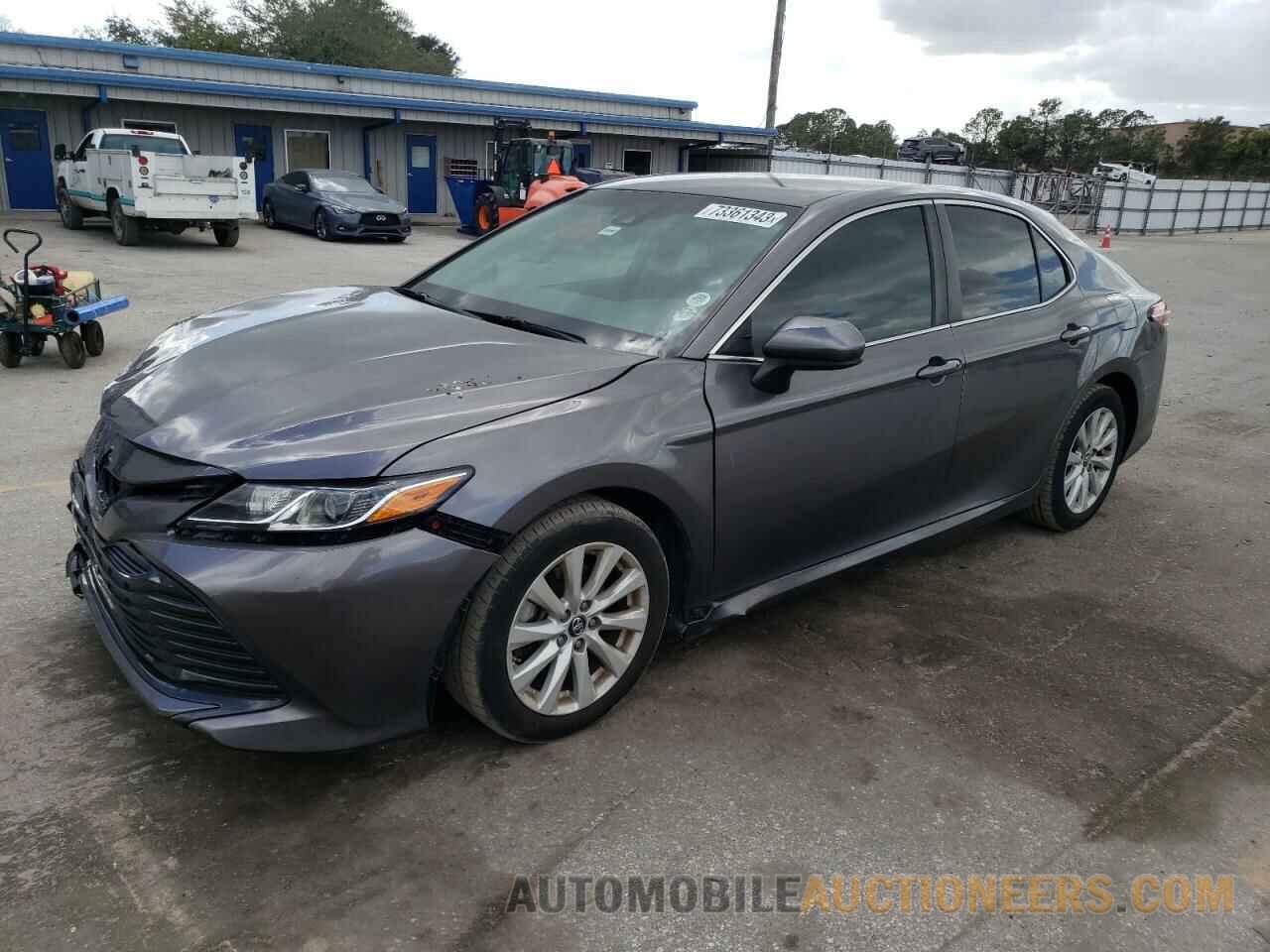 4T1B11HK3JU154208 TOYOTA CAMRY 2018