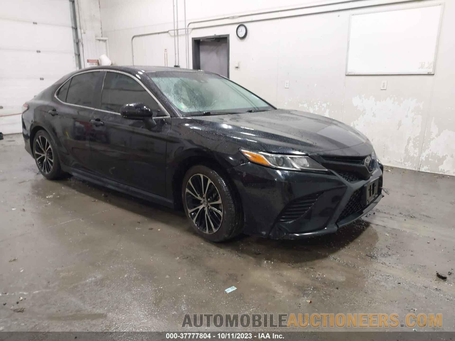 4T1B11HK3JU501309 TOYOTA CAMRY 2018