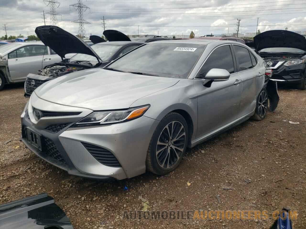 4T1B11HK3JU504176 TOYOTA CAMRY 2018