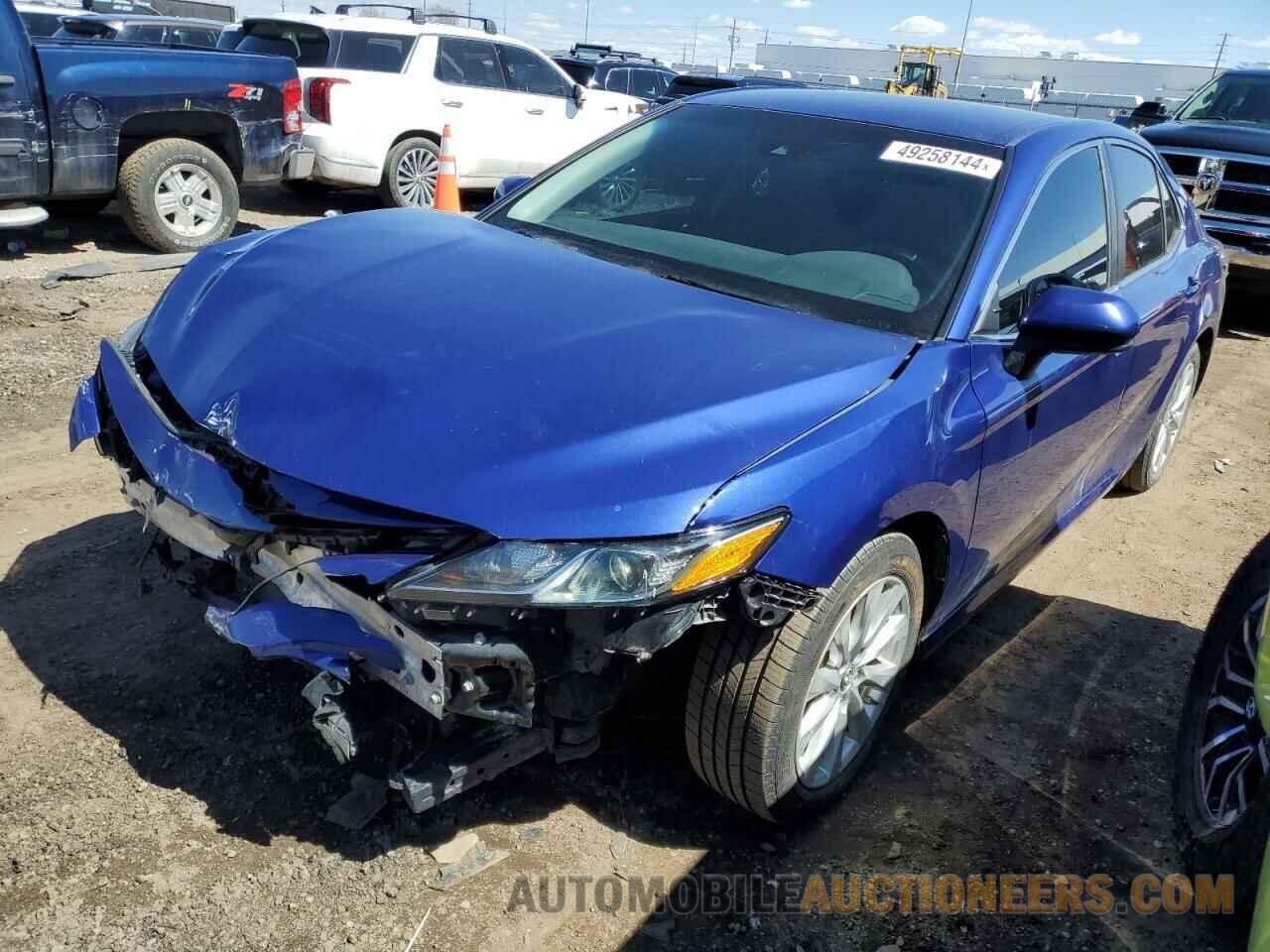 4T1B11HK3JU505201 TOYOTA CAMRY 2018