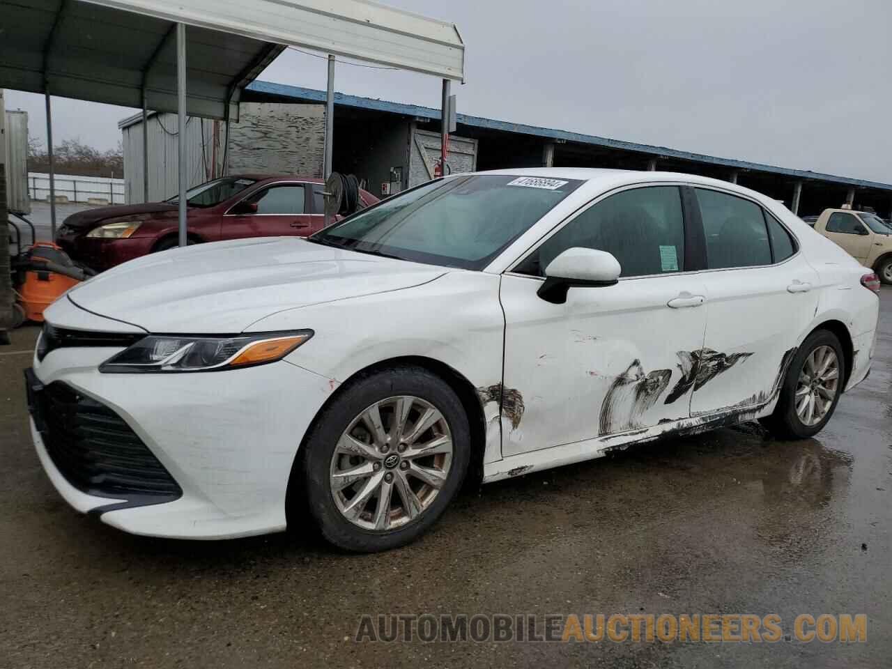 4T1B11HK3JU510009 TOYOTA CAMRY 2018