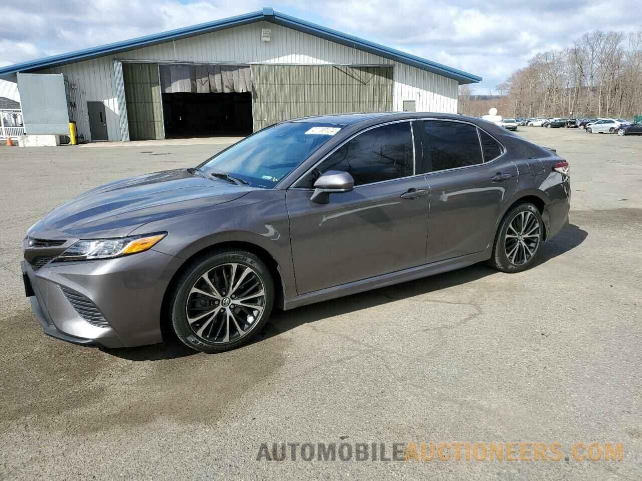 4T1B11HK3JU515243 TOYOTA CAMRY 2018