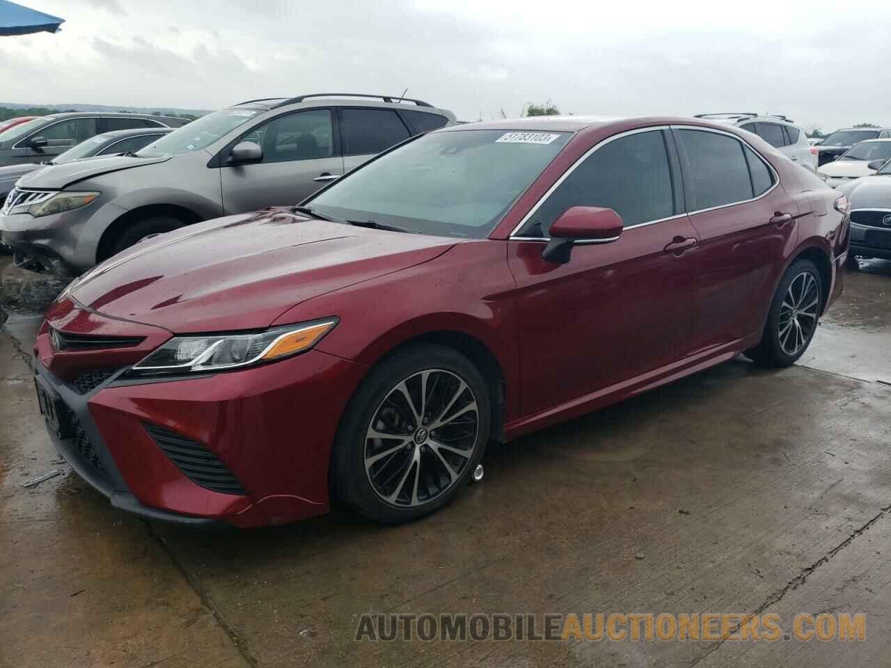 4T1B11HK3JU526193 TOYOTA CAMRY 2018